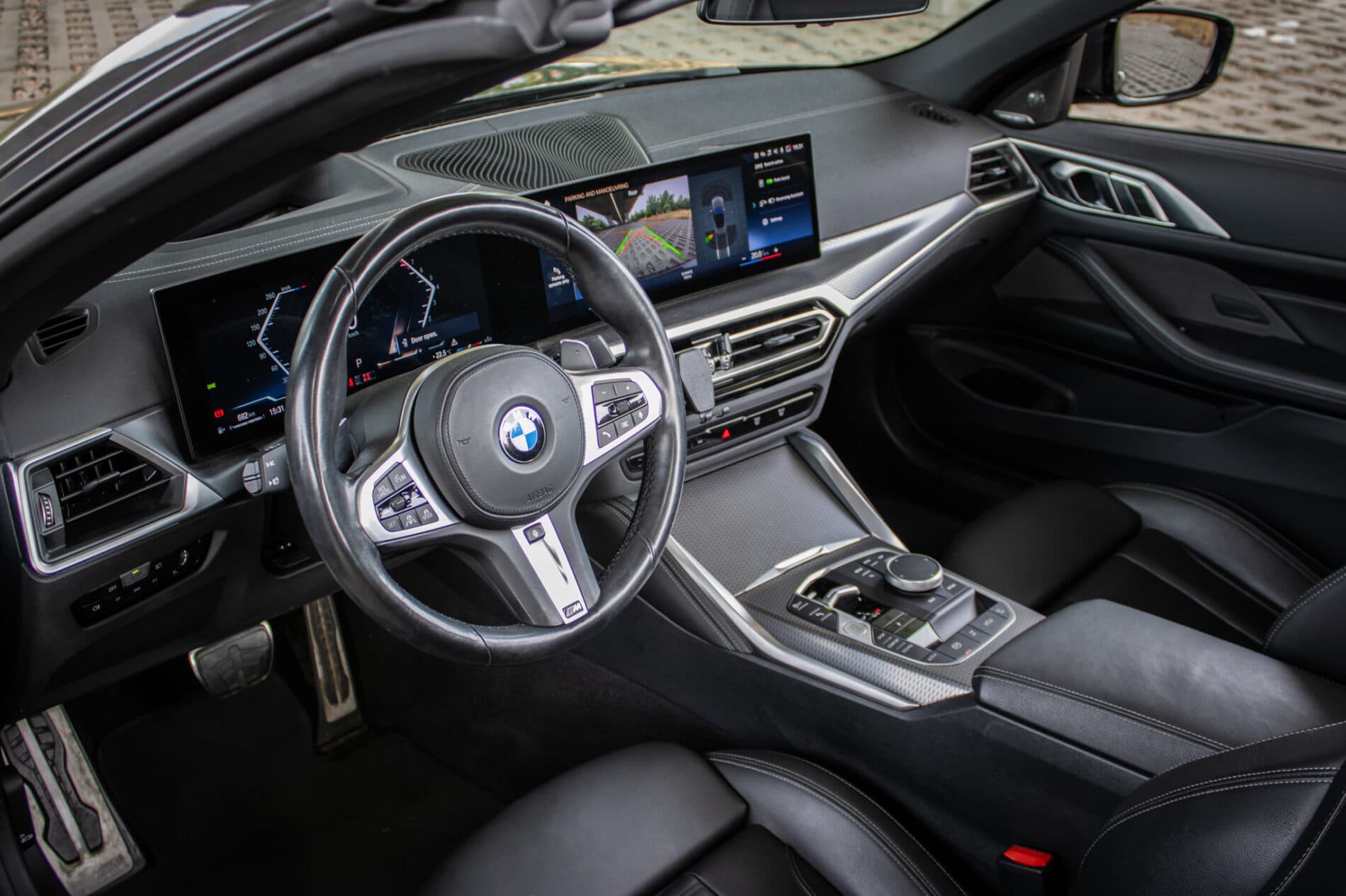 2023 BMW M440i, šedá kabriolet, 23 747 km
