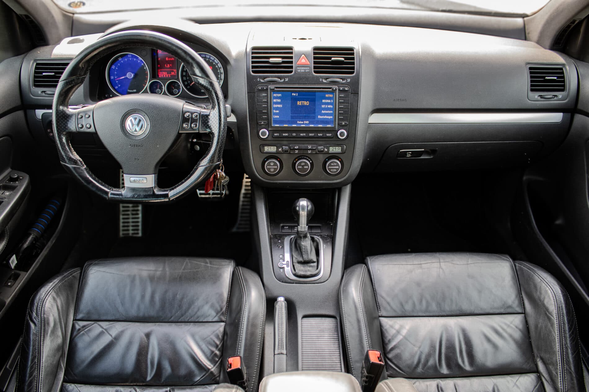 2005 Volkswagen Golf GTI, černá hatchback, 231 763 km