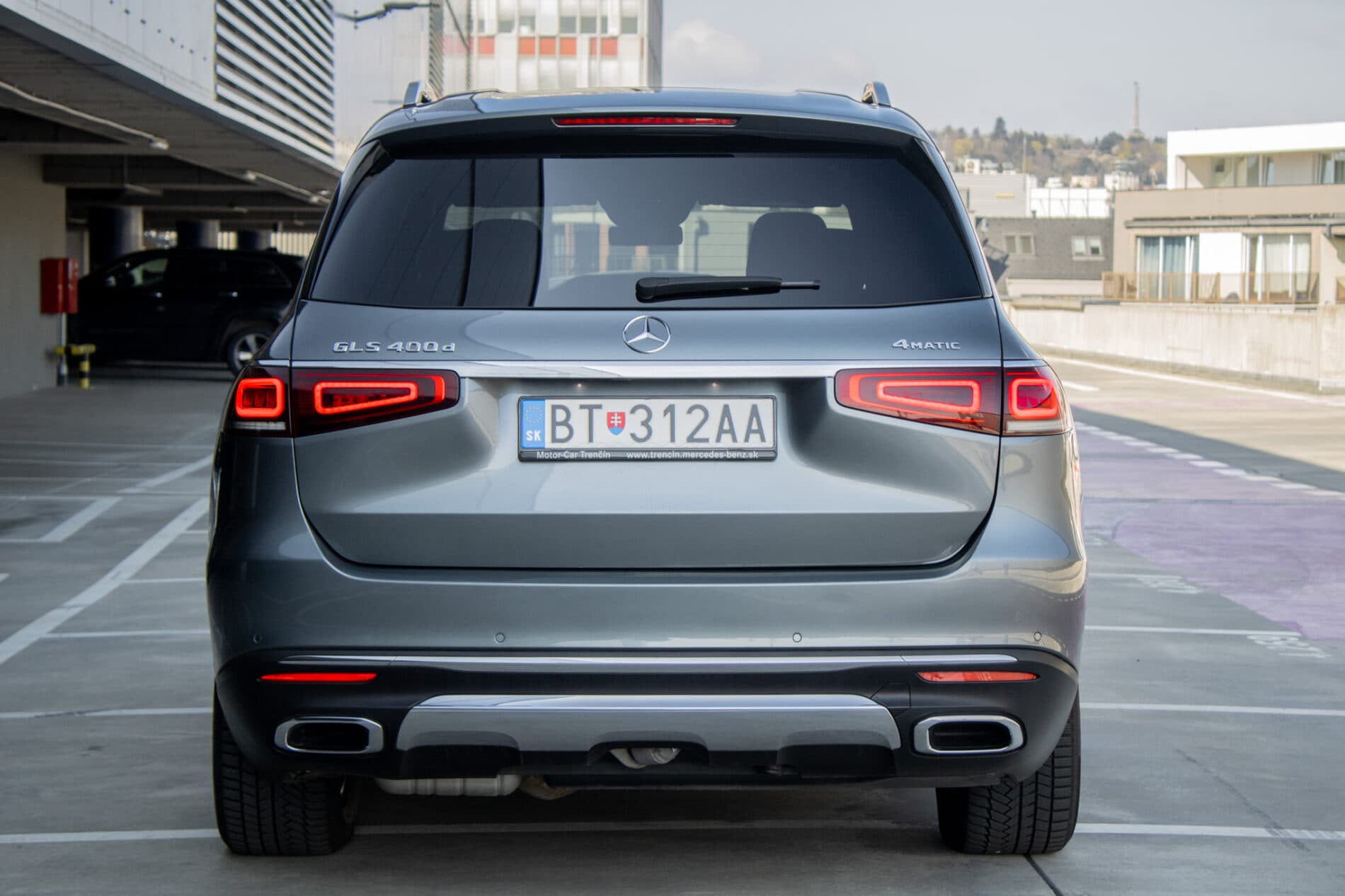 2020 Mercedes-Benz GLS 400d, šedá suv, 126 364 km