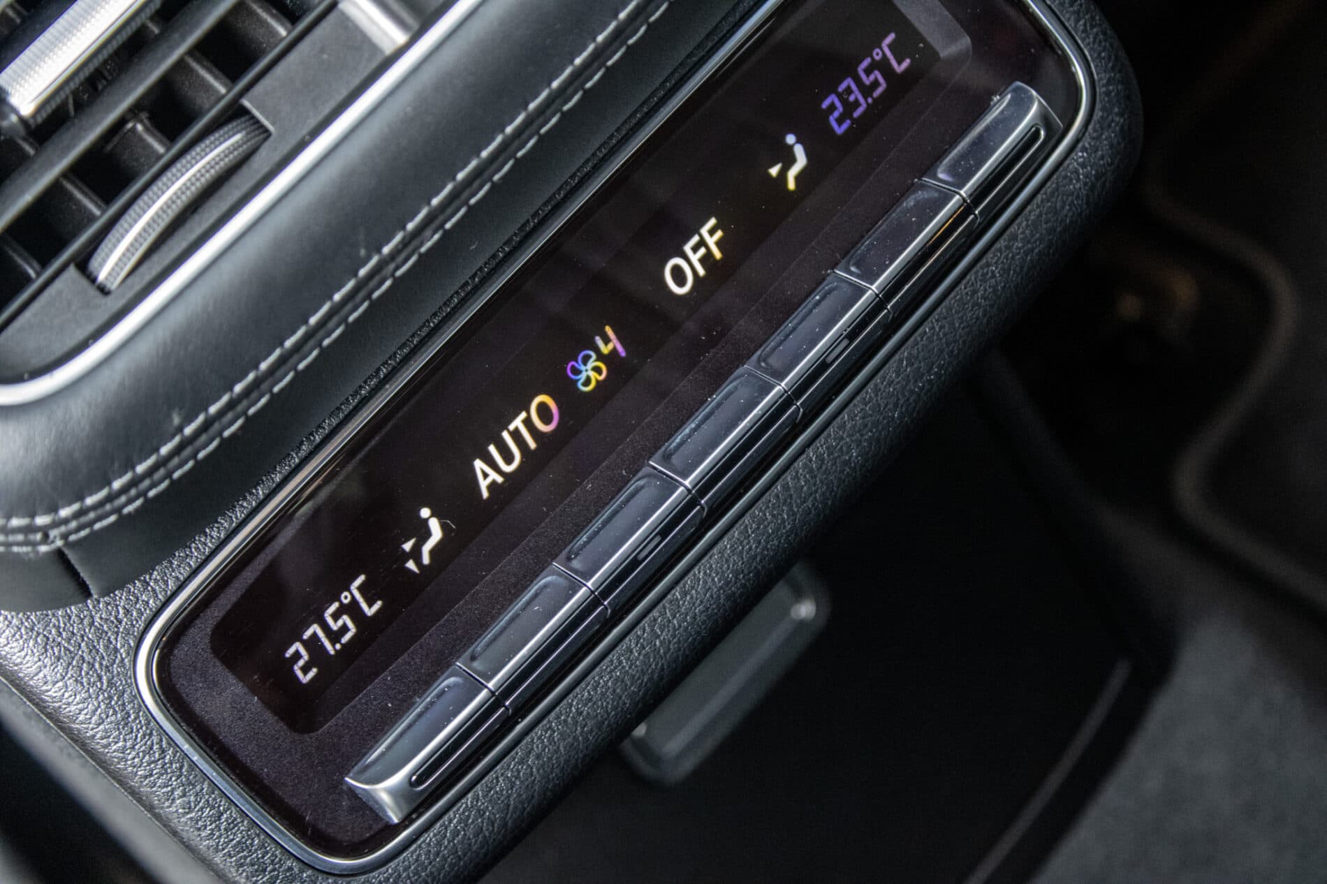 2020 Mercedes-Benz GLS 400d, šedá suv, 126 364 km