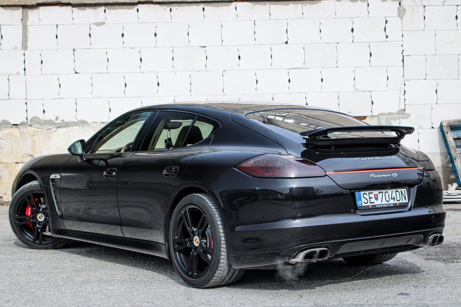 2010 Porsche Panamera S / 4S, černá sedan, 264 126 km