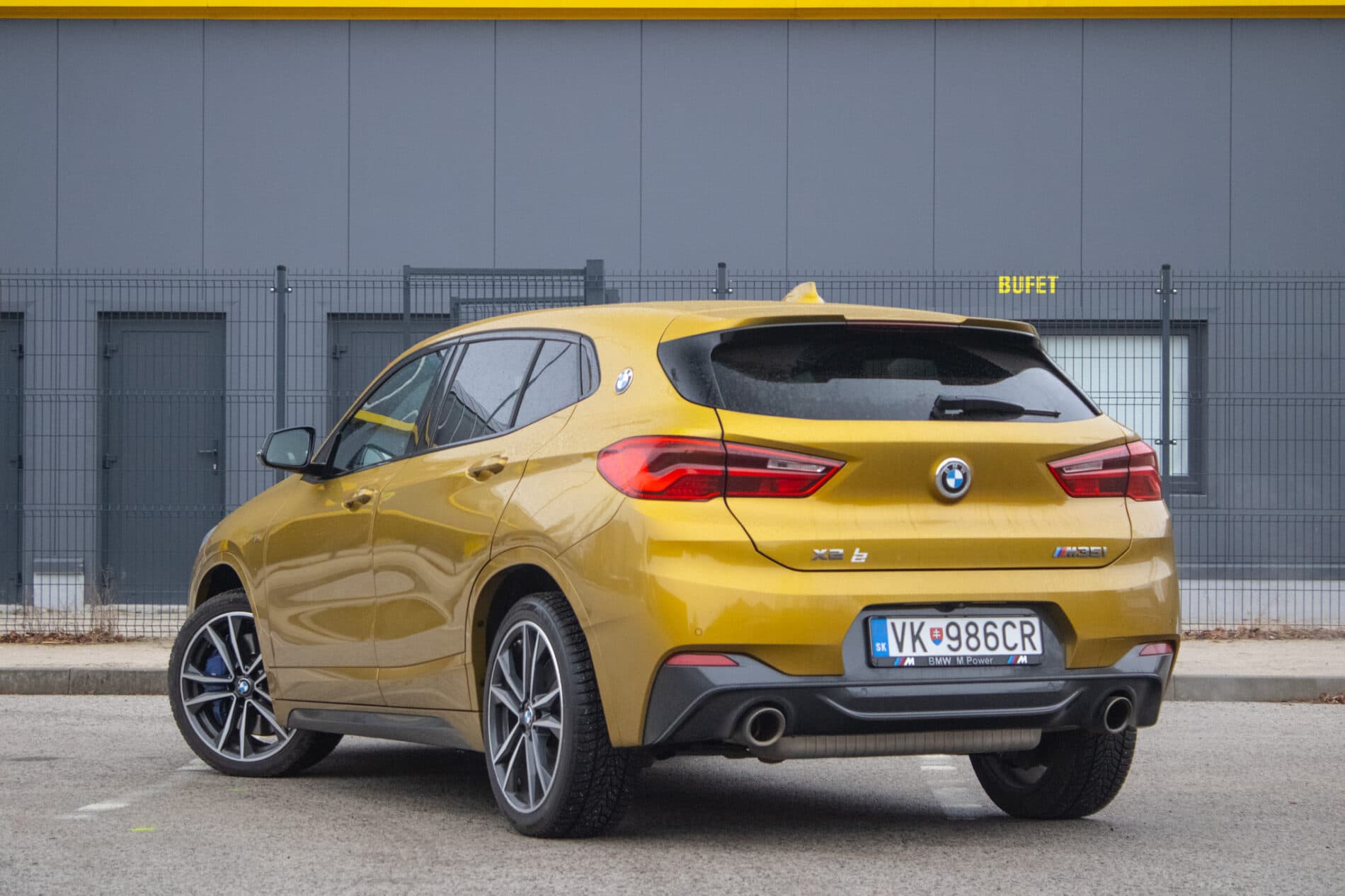 2019 BMW X2 M35i, žlutá suv, 50 639 km