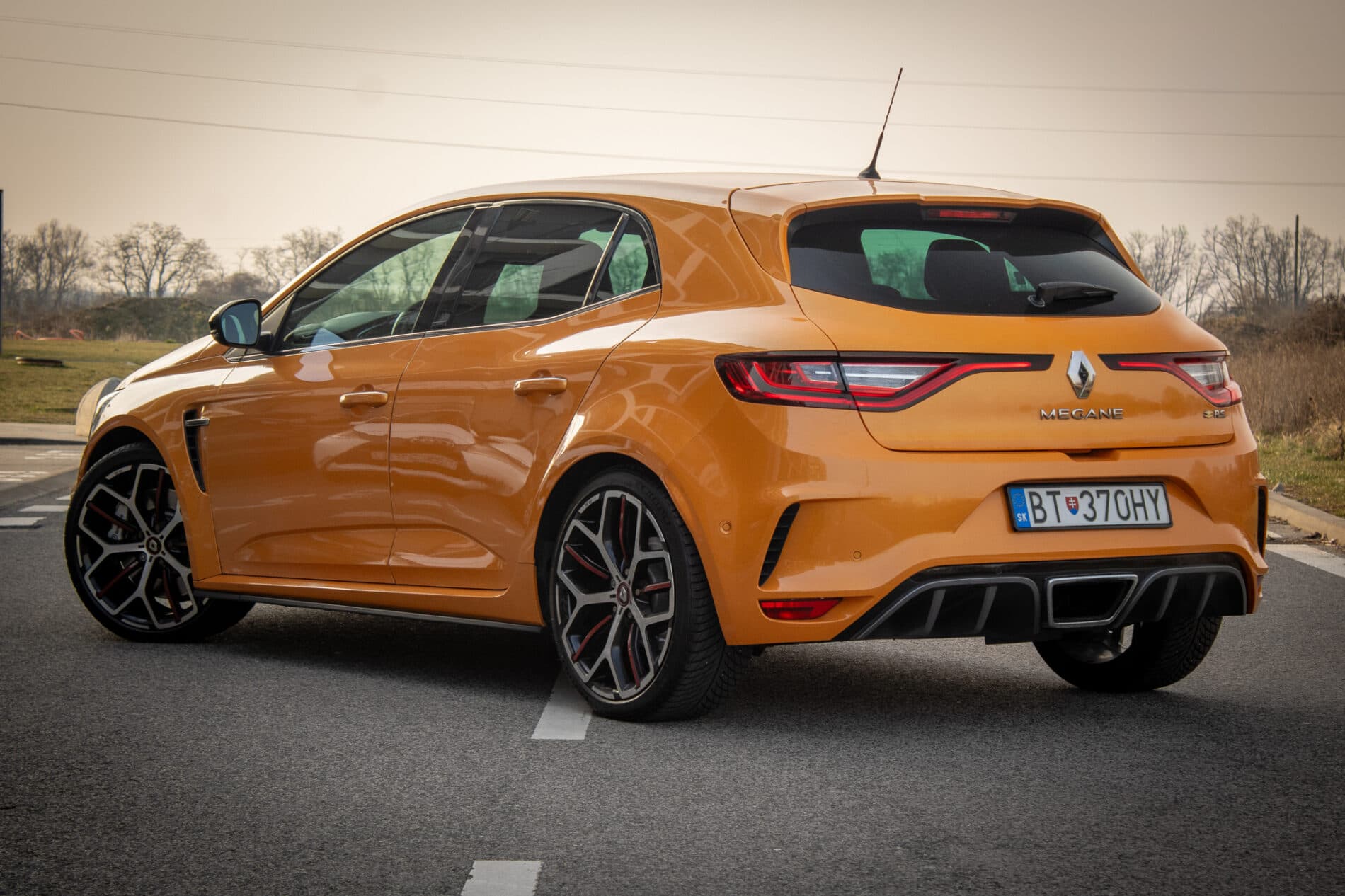 2018 Renault Mégane RS, oranžová hatchback, 146 153 km