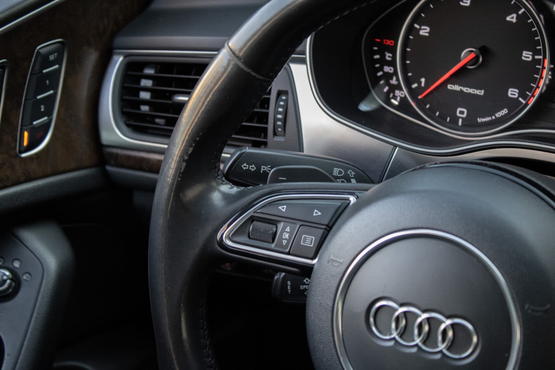 2013 AUDI A6, hnědá kombi, 284 418 km
