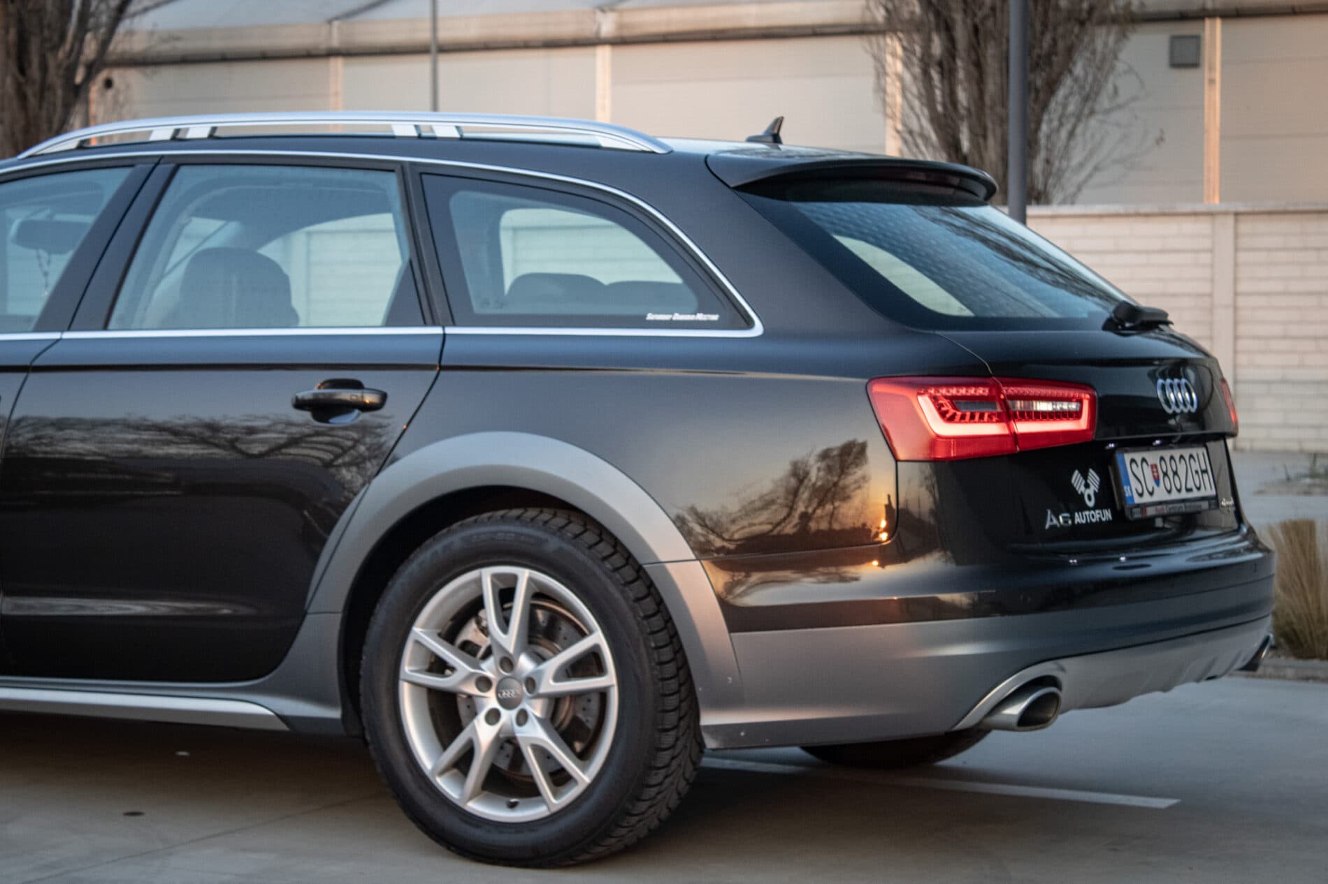 2013 AUDI A6, hnědá kombi, 284 418 km