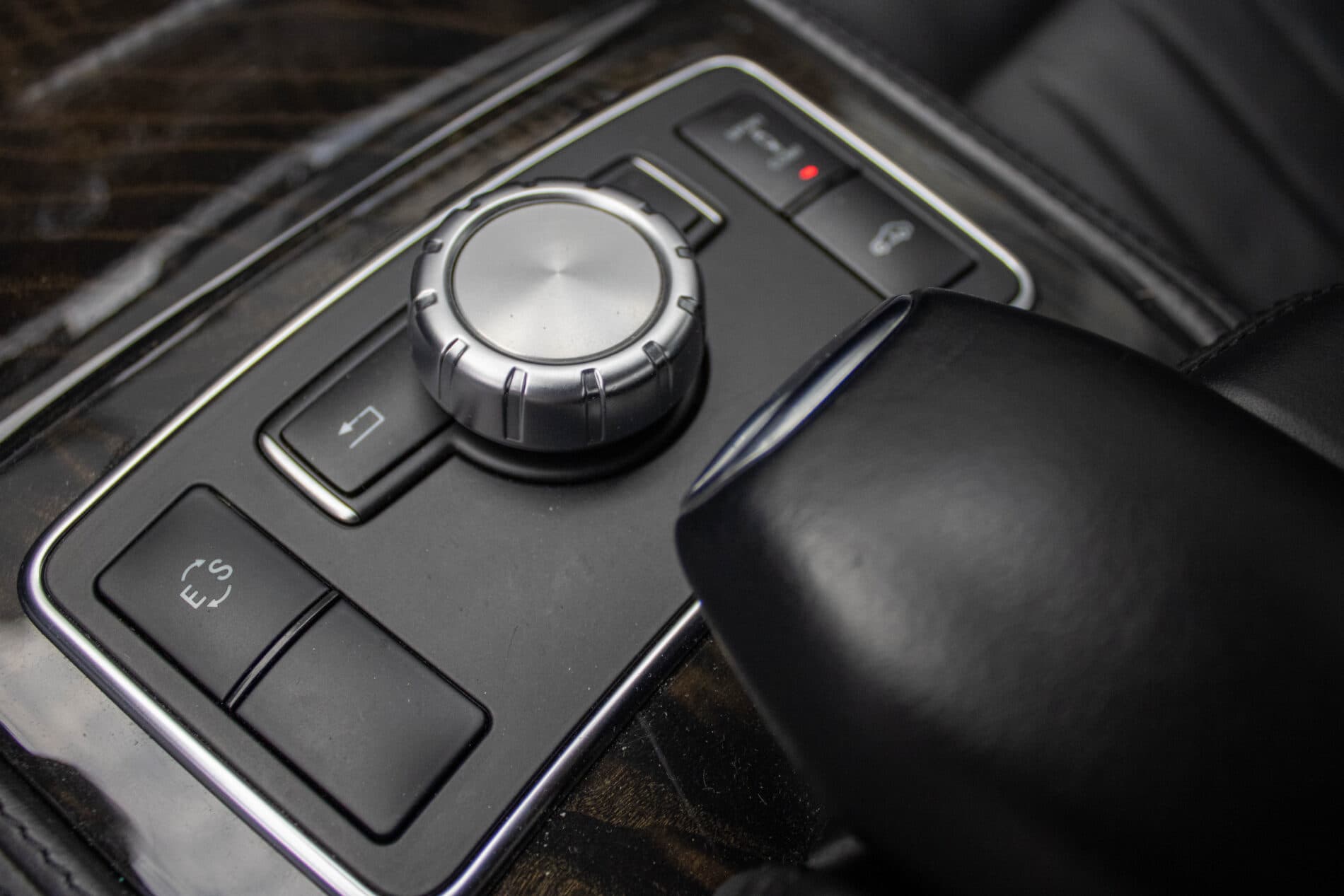 2013 Mercedes-Benz CLS 350 CDI, šedá kombi, 256 400 km