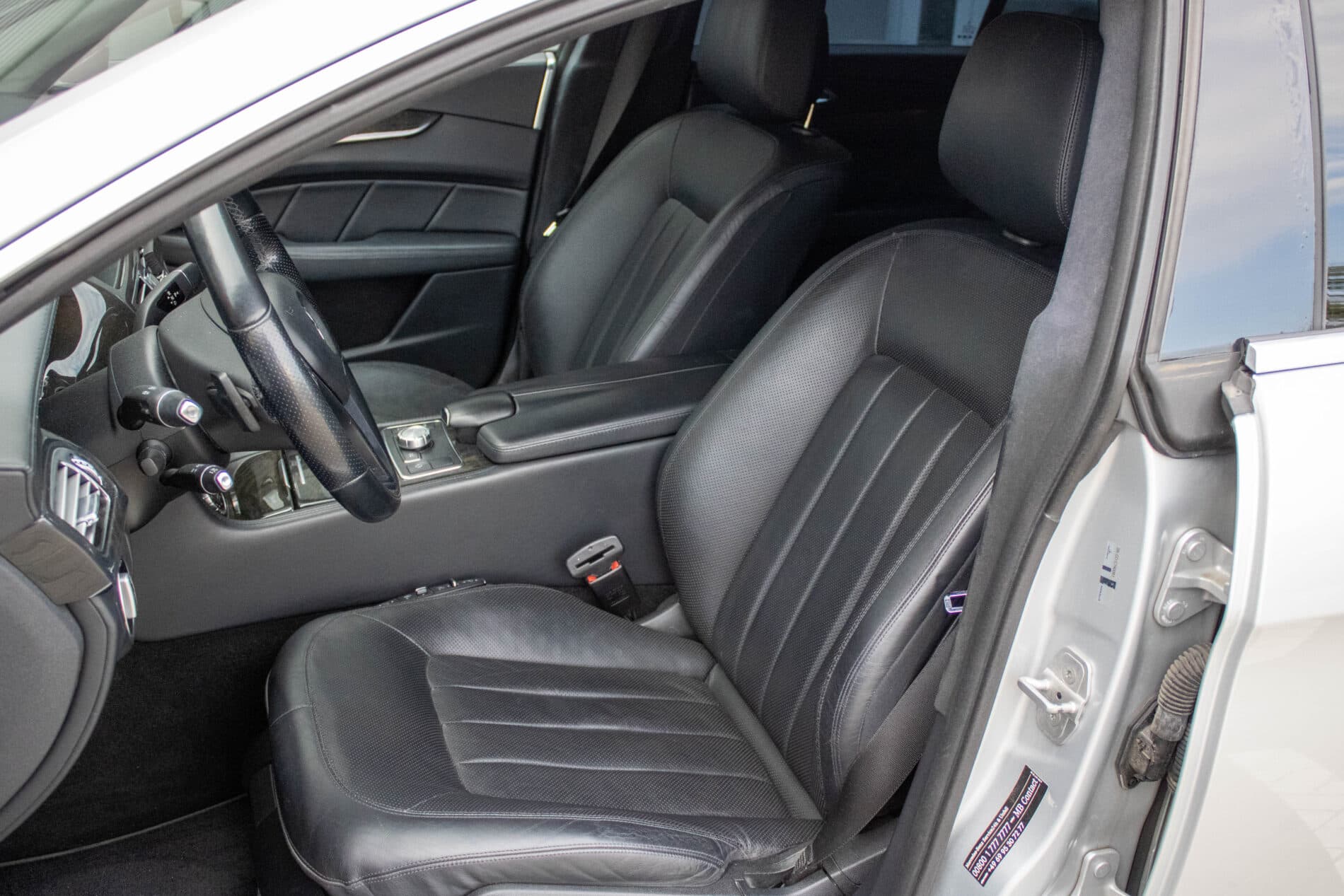 2013 Mercedes-Benz CLS 350 CDI, šedá kombi, 256 400 km