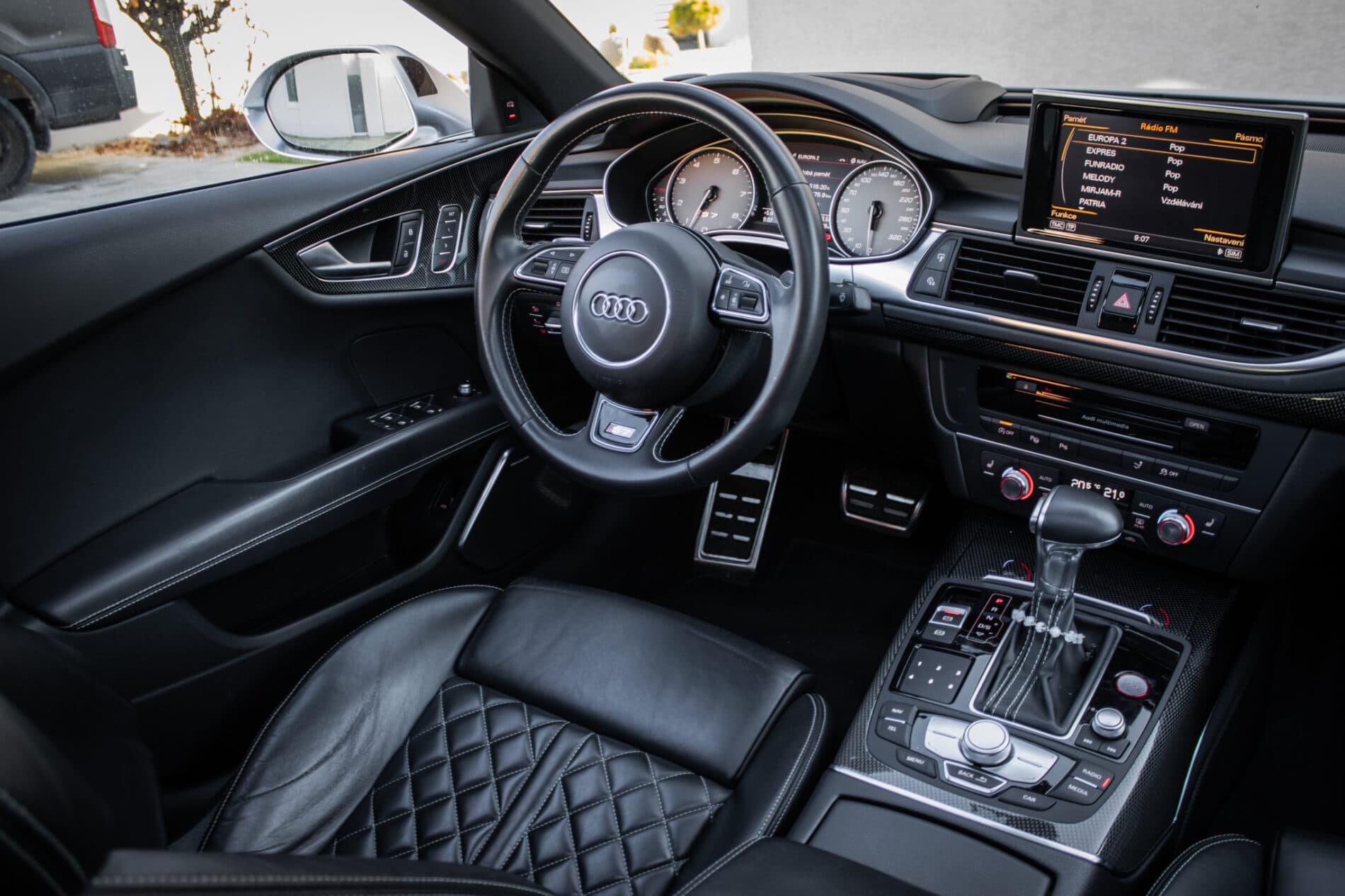 2013 AUDI S7, bílá, 266 276 km