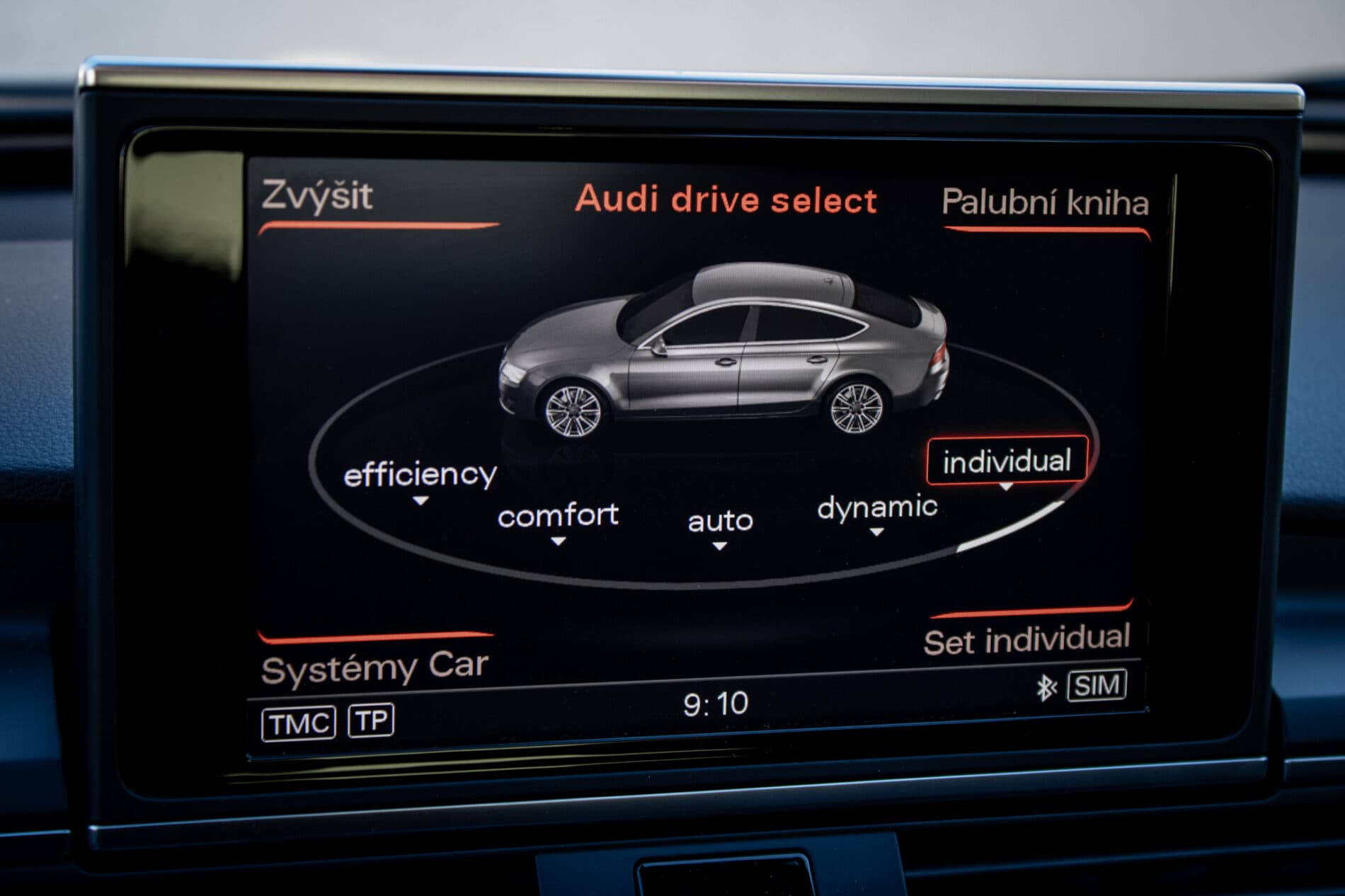 2013 AUDI S7, bílá, 266 276 km