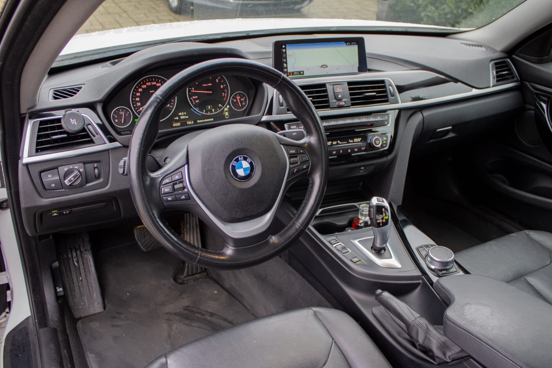 2020 BMW 430i, bílá kupé, 67 237 km