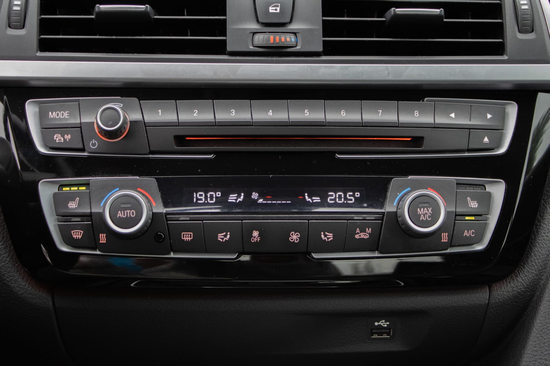 2020 BMW 430i, bílá kupé, 67 237 km