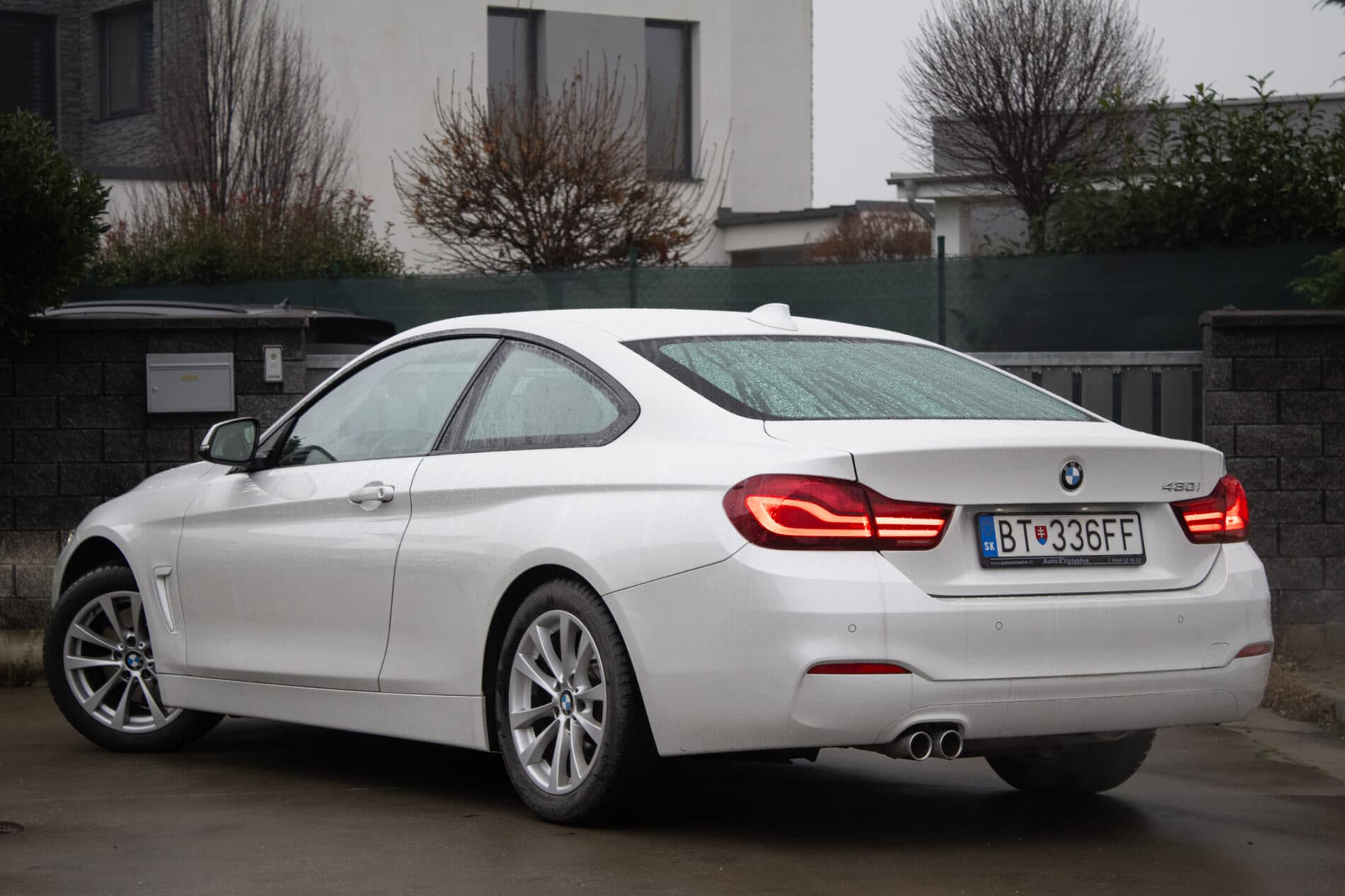 2020 BMW 430i, bílá kupé, 67 237 km