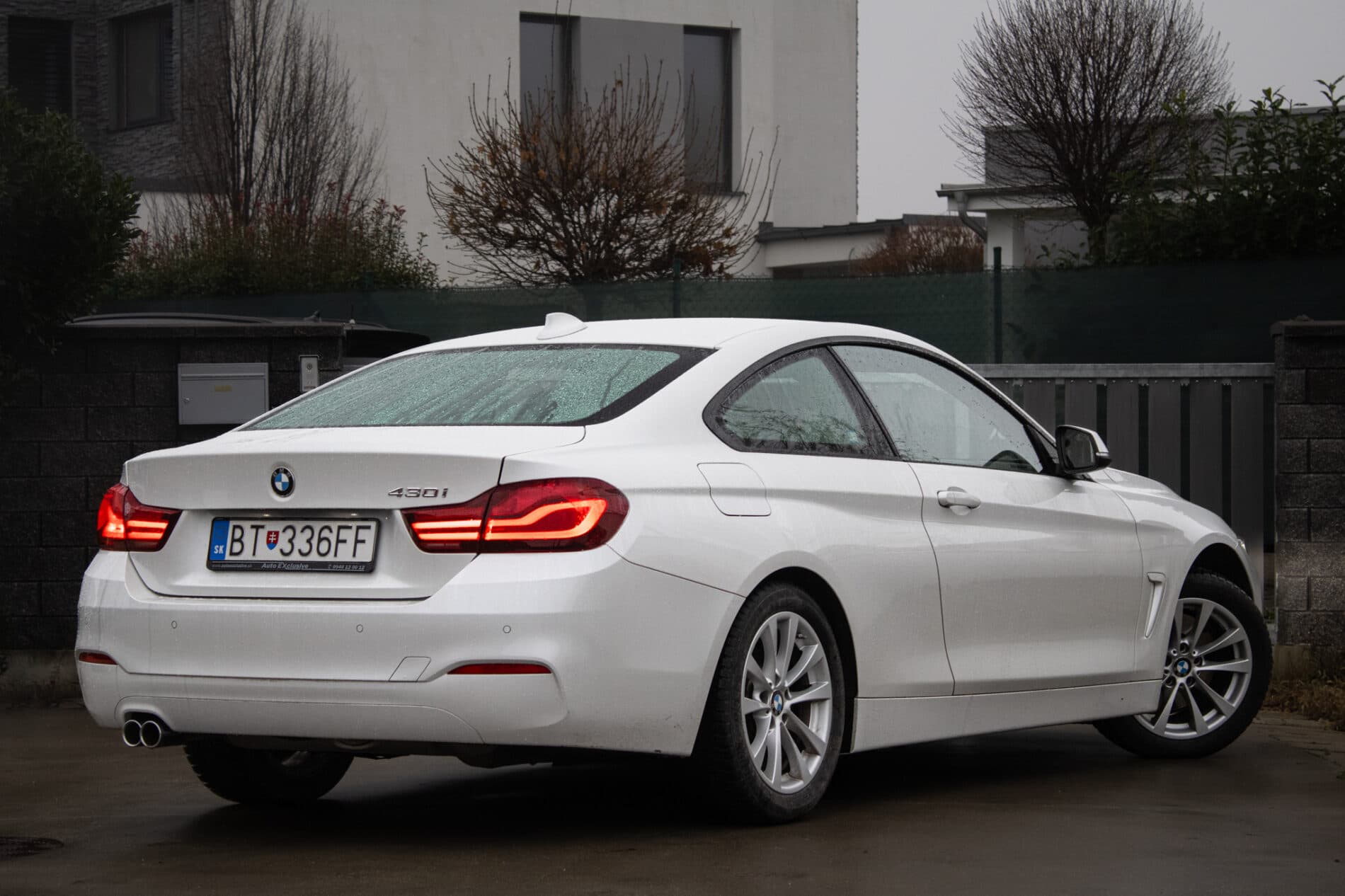 2020 BMW 430i, bílá kupé, 67 237 km