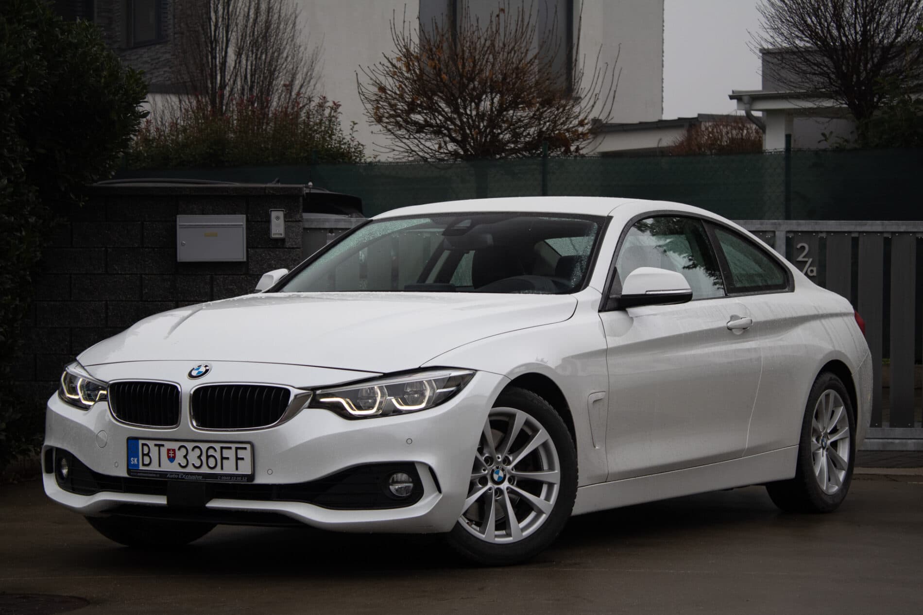 2020 BMW 430i, bílá kupé, 67 237 km