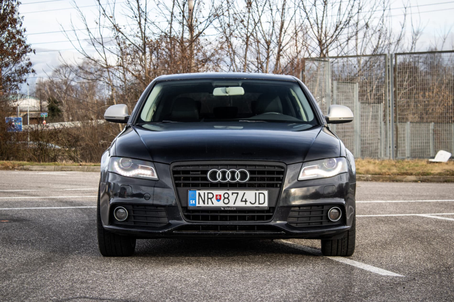 2008 AUDI A4, černá sedan, 299 650 km