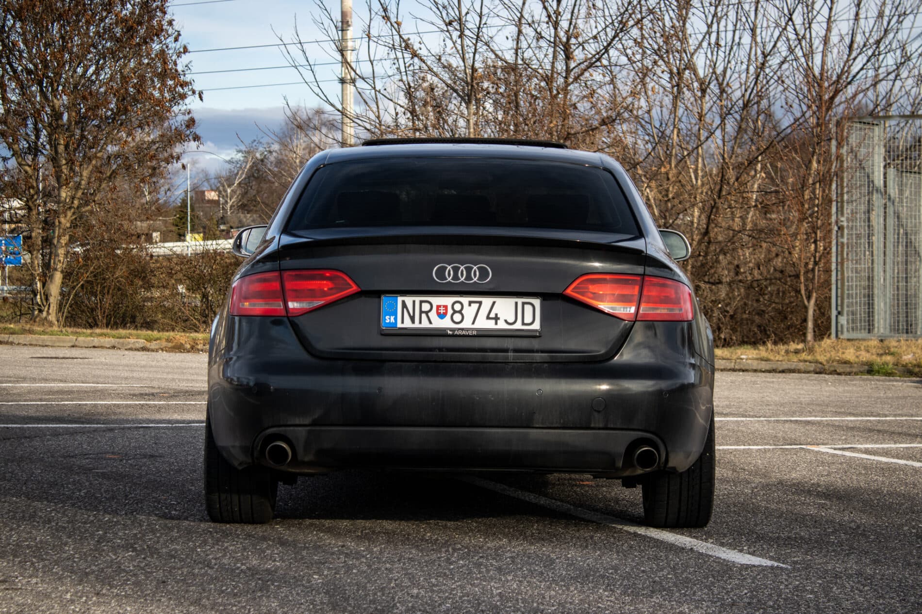 2008 AUDI A4, černá sedan, 299 650 km