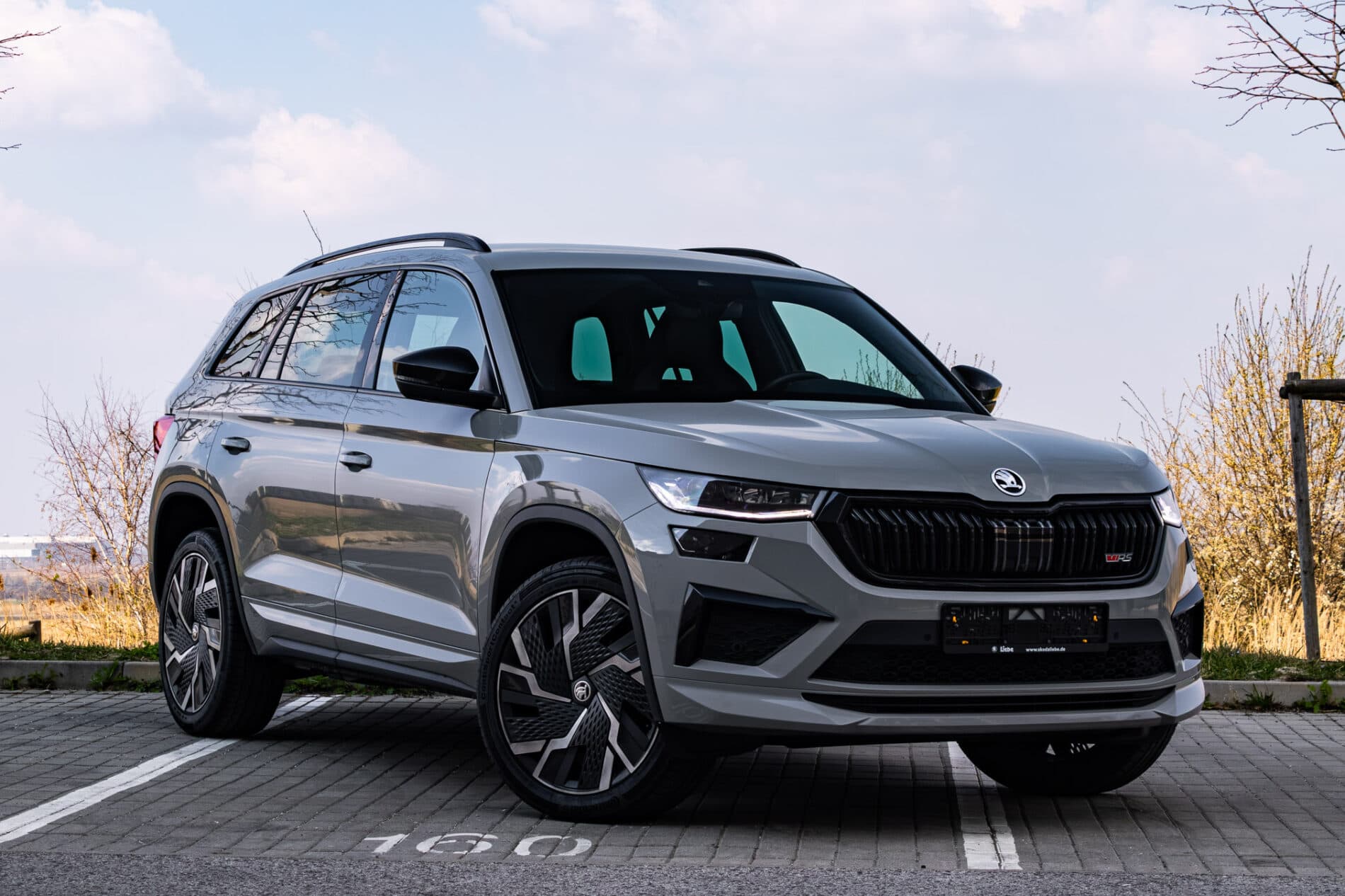 2023 Skoda Kodiaq RS, šedá suv, 35 947 km