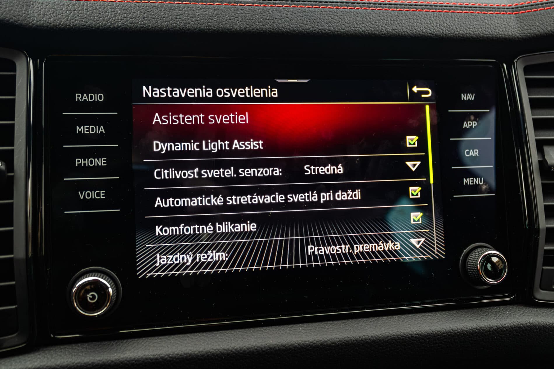 2023 Skoda Kodiaq RS, šedá suv, 35 947 km