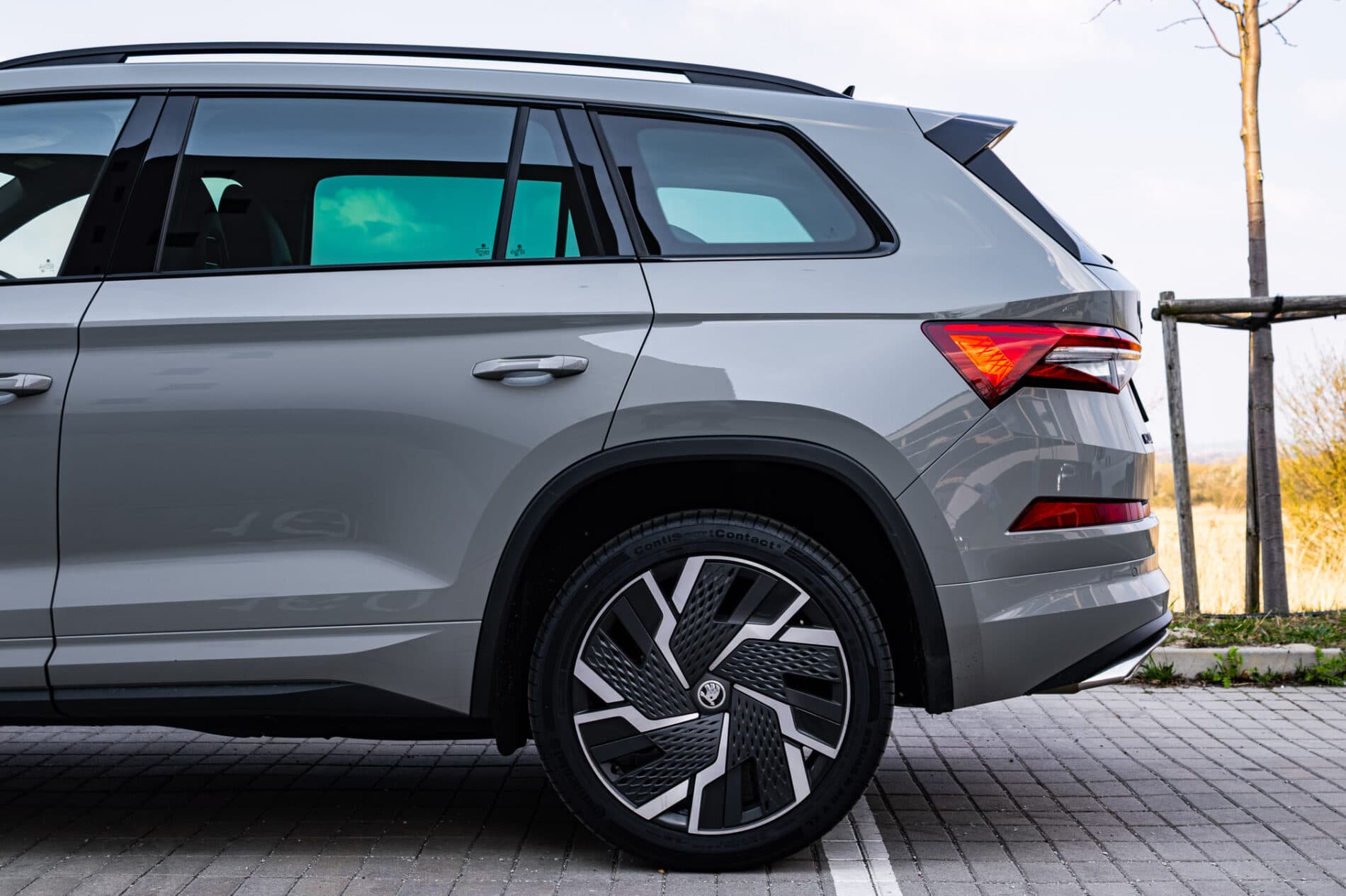 2023 Skoda Kodiaq RS, šedá suv, 35 947 km