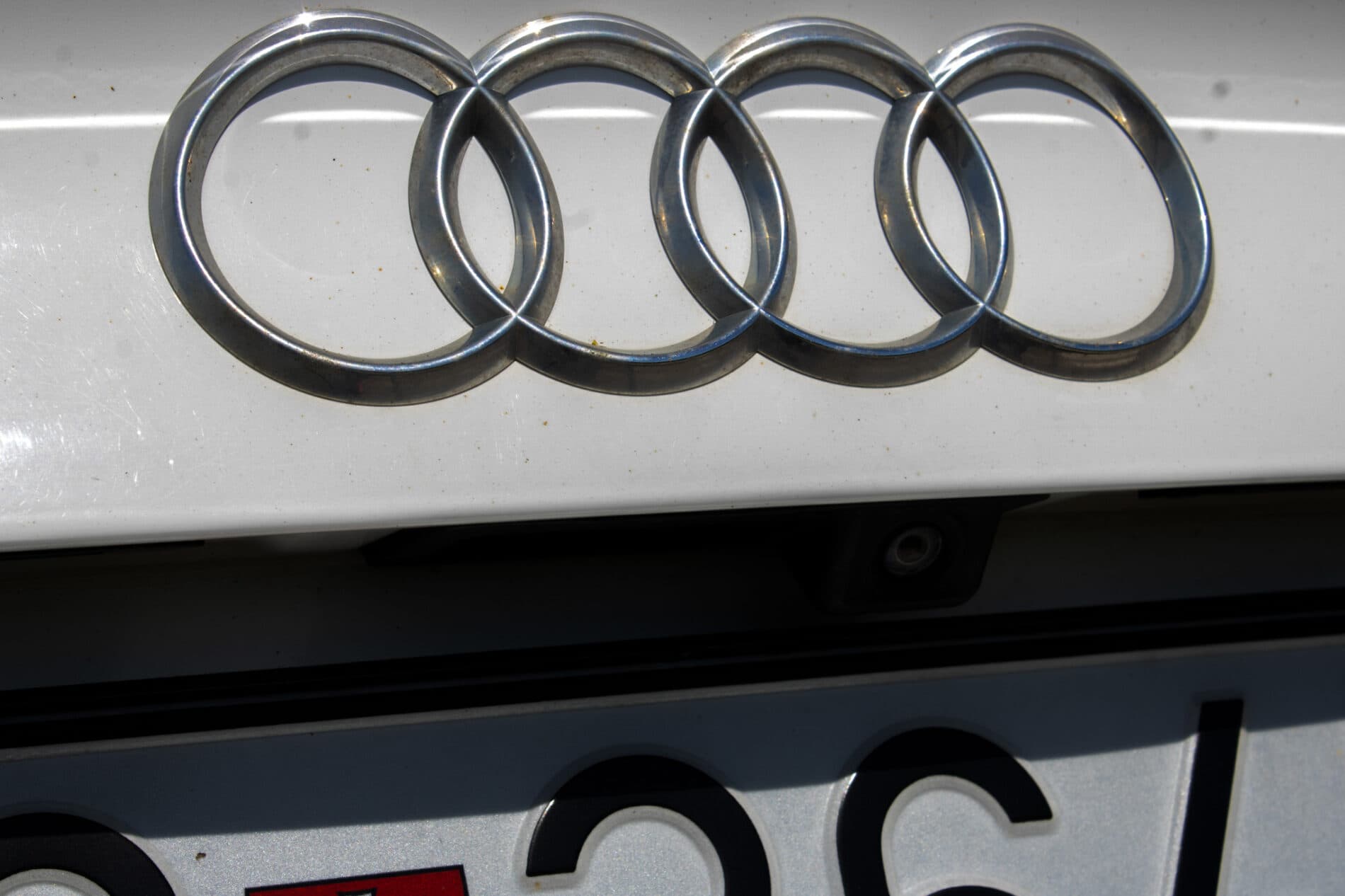 2010 AUDI S5, bílá kupé, 266 052 km