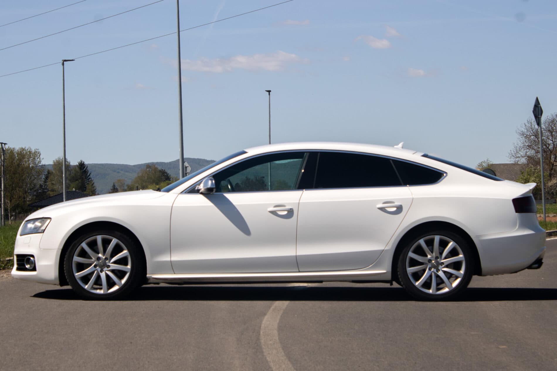 2010 AUDI S5, bílá kupé, 266 052 km