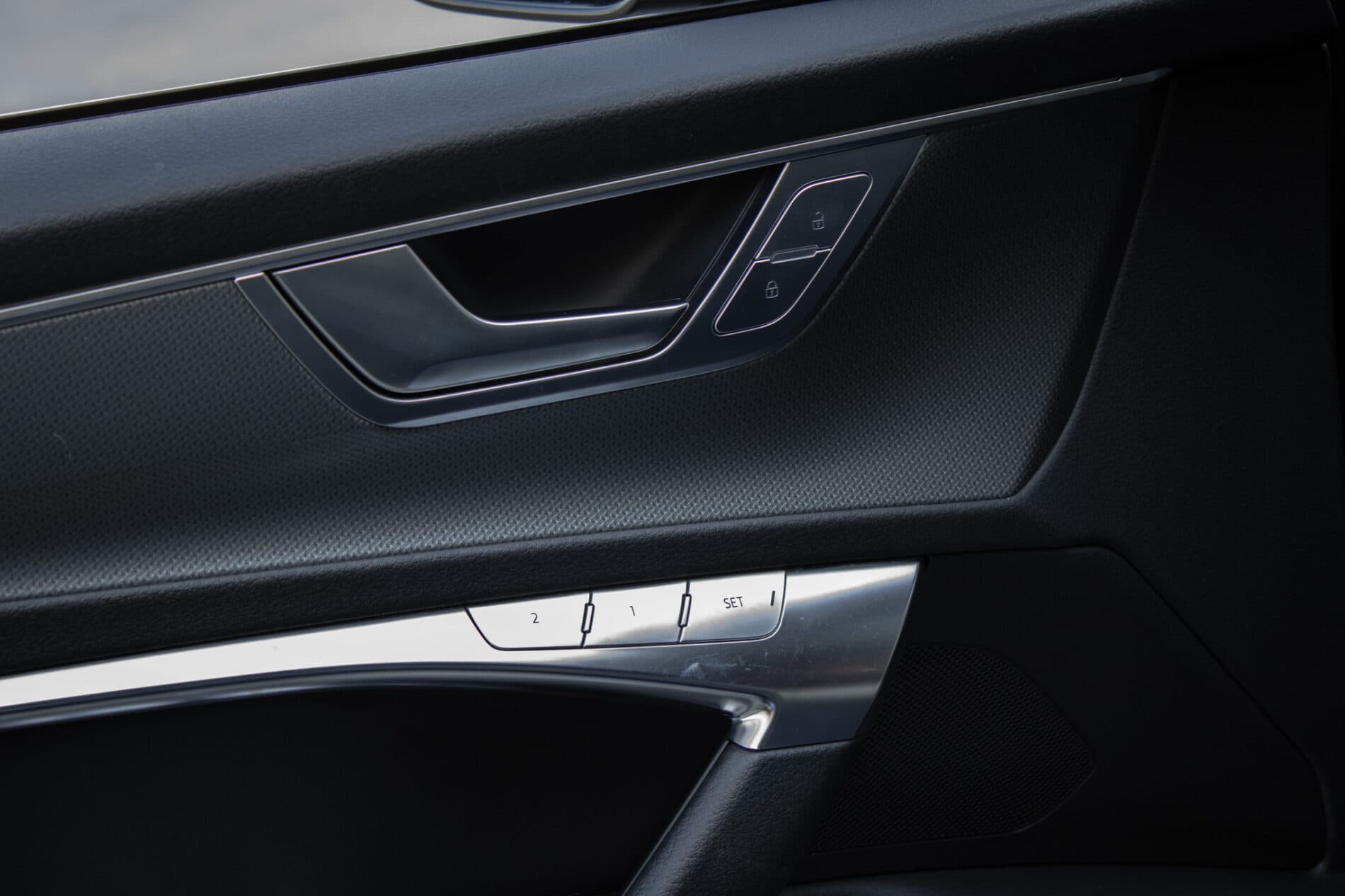 2020 AUDI A6, černá kombi, 135 286 km