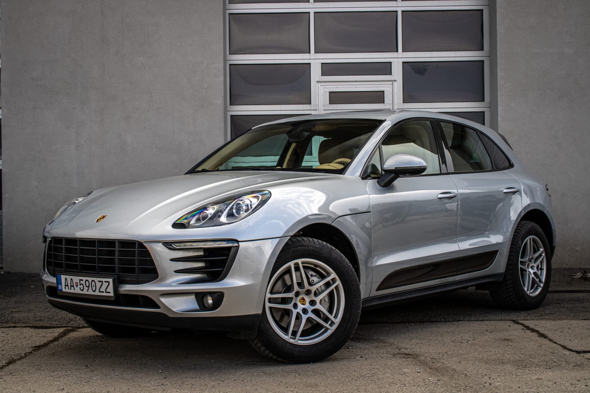 2014 Porsche Macan S