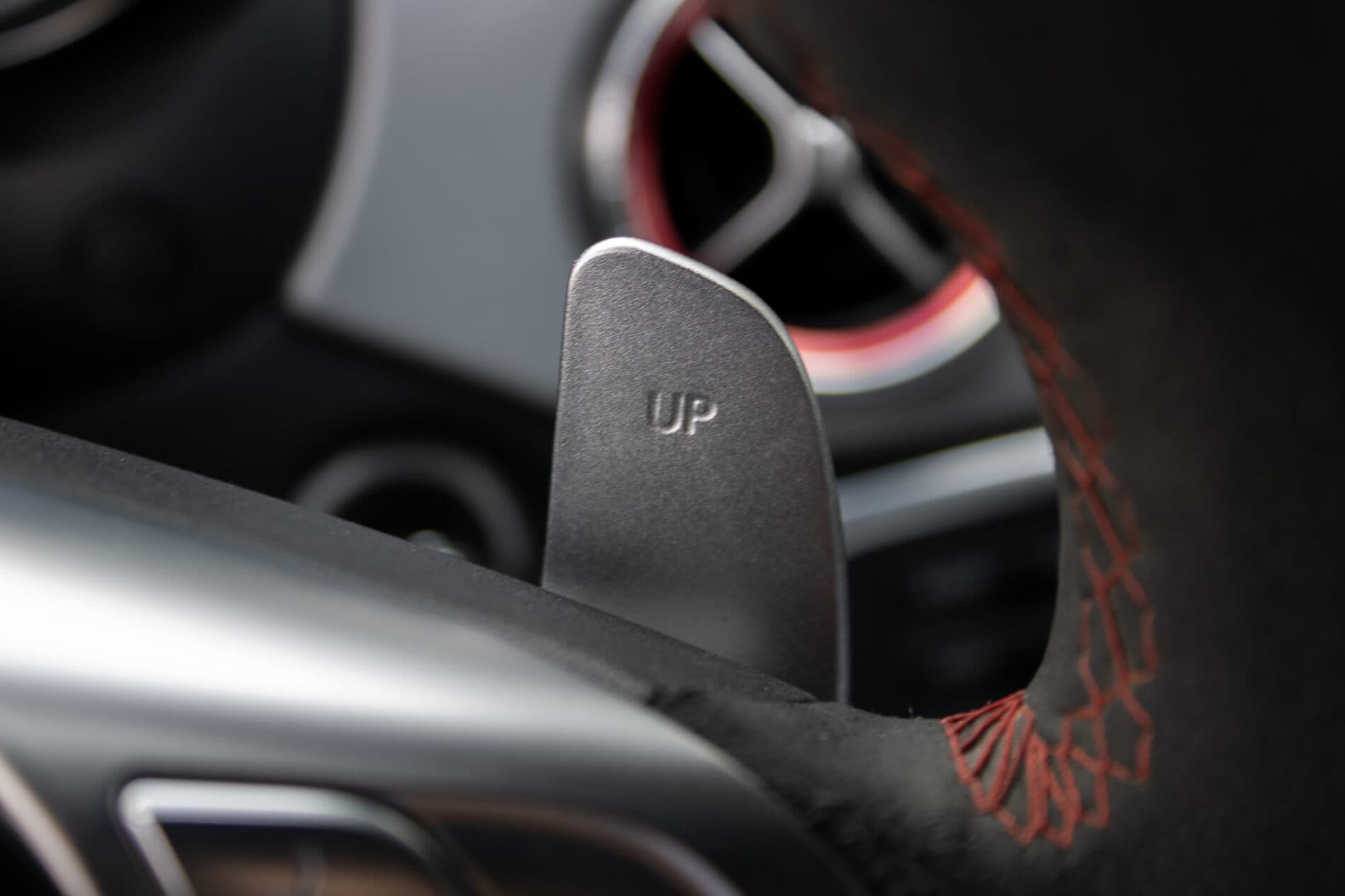 2014 Mercedes-Benz CLA 45 AMG, černá kupé, 135 120 km