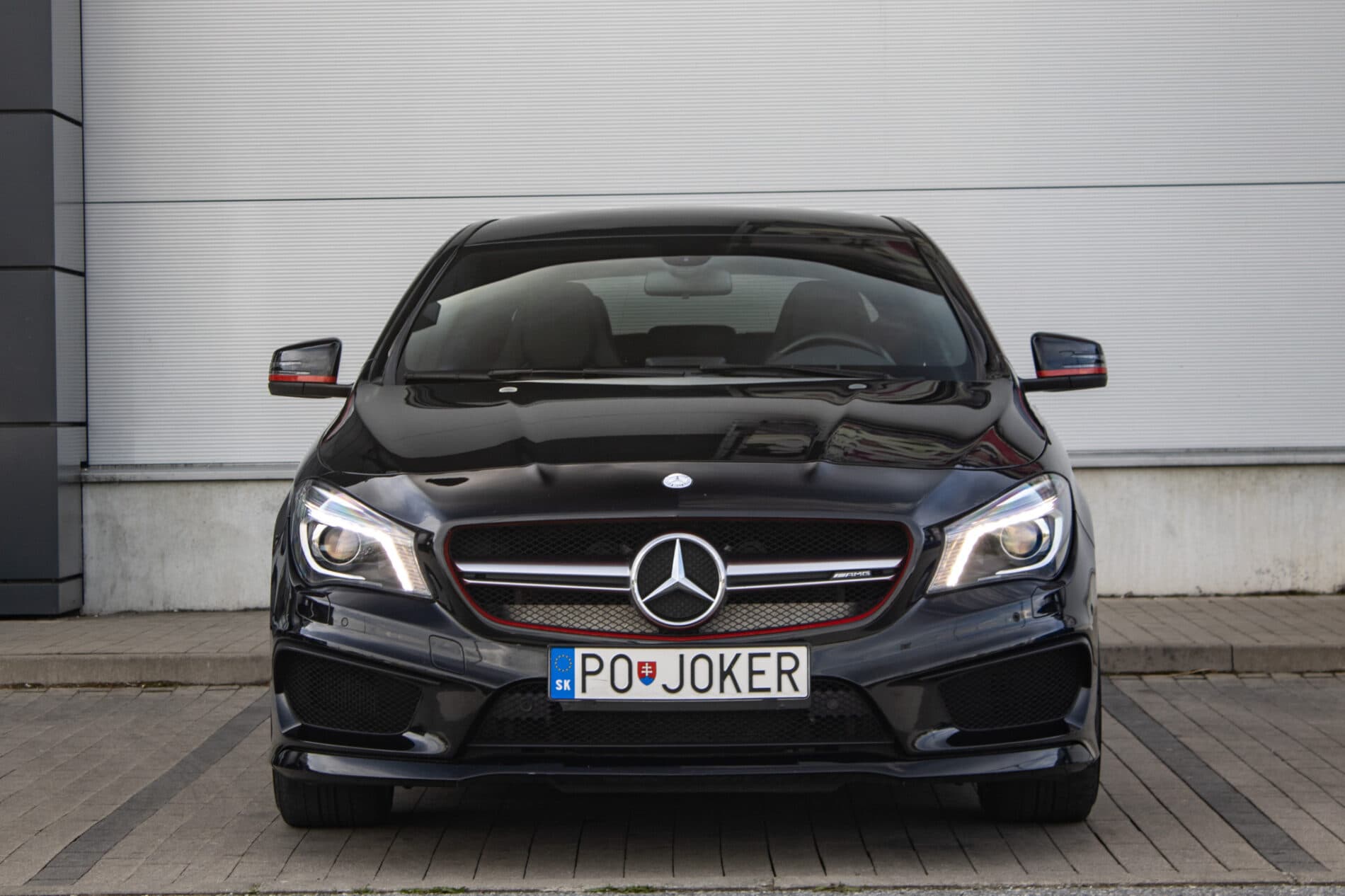 2014 Mercedes-Benz CLA 45 AMG, černá kupé, 135 120 km
