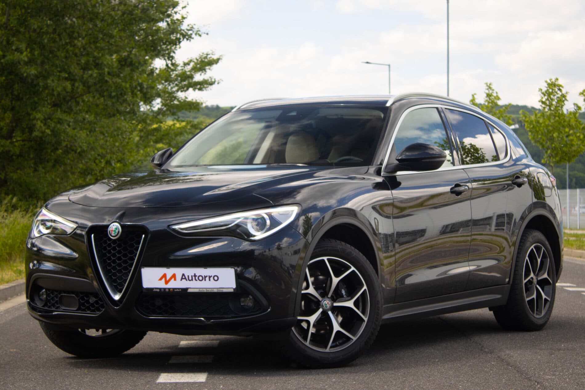 2018 Alfa Romeo Stelvio, černá suv, 239 300 km
