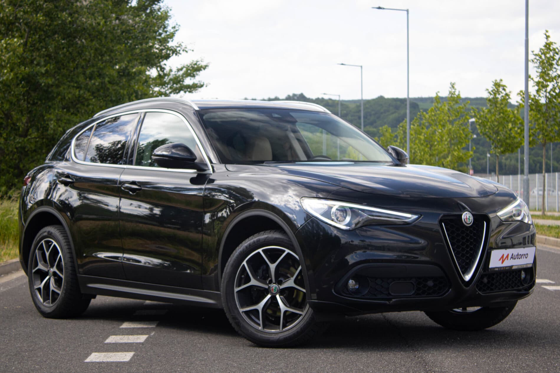 2018 Alfa Romeo Stelvio, černá suv, 239 300 km
