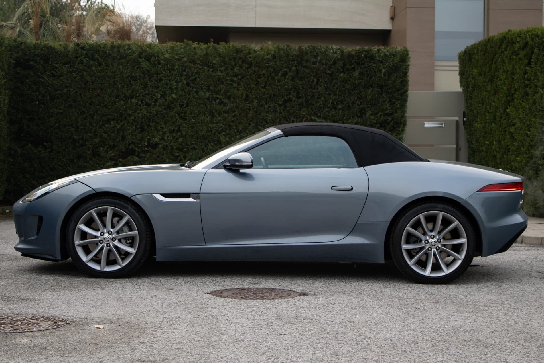 2014 Jaguar F-Type S, šedá kabriolet, 7 398 km