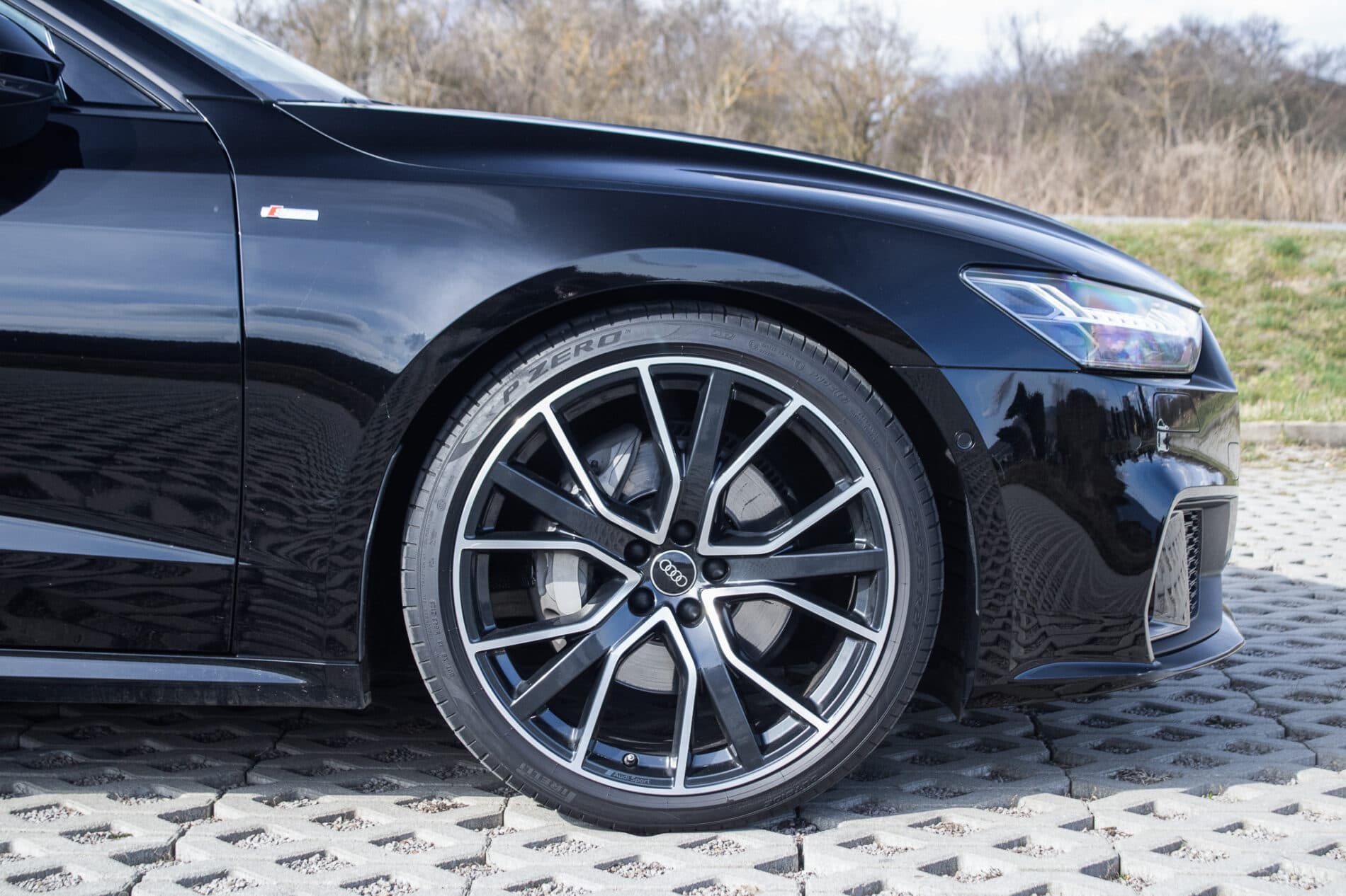 2022 AUDI A7, černá, 99 845 km