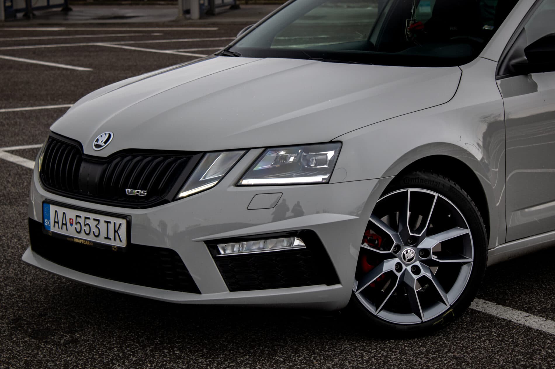 2019 Skoda Octavia RS, šedá kombi, 193 427 km