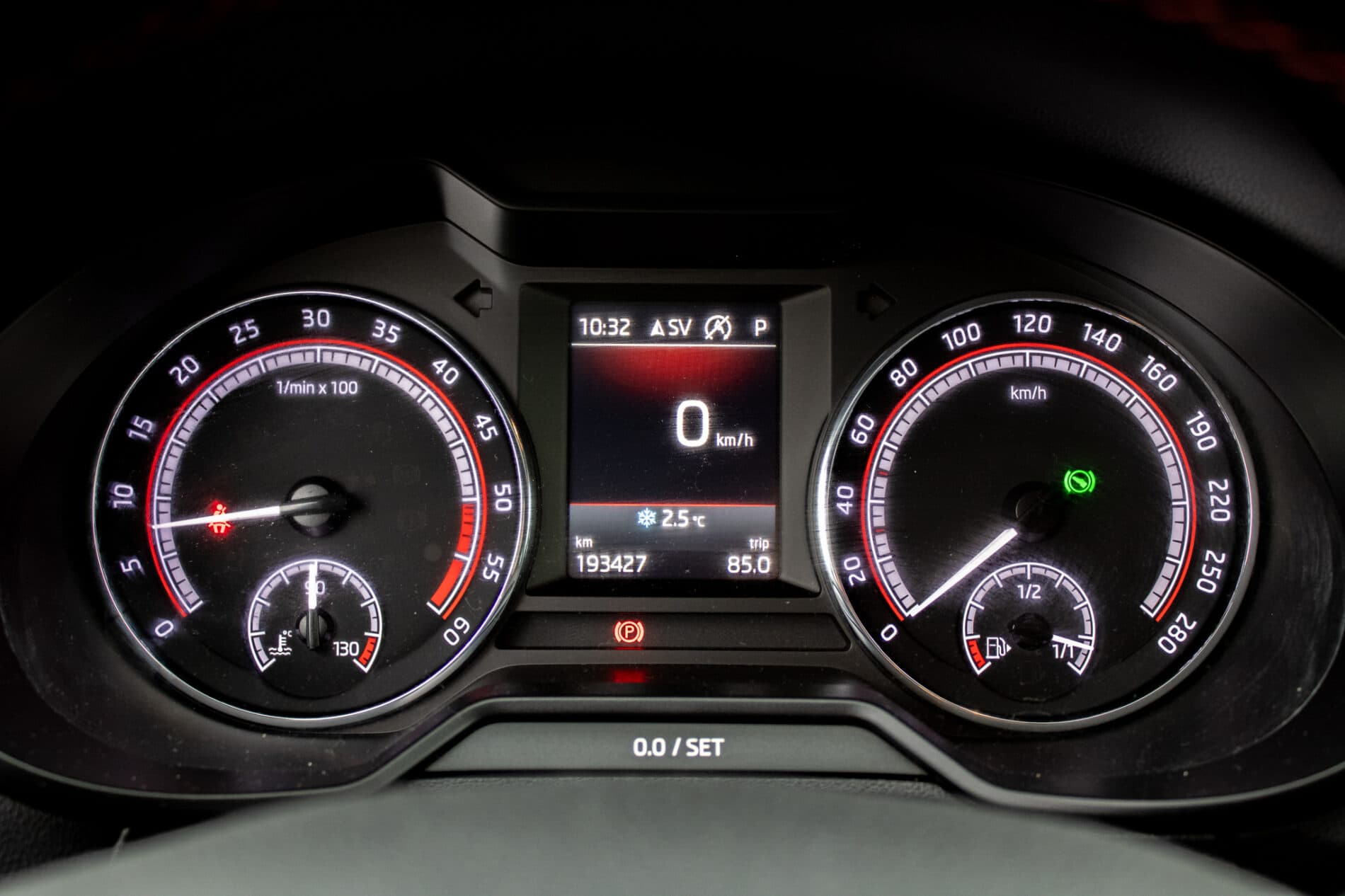 2019 Skoda Octavia RS, šedá kombi, 193 427 km