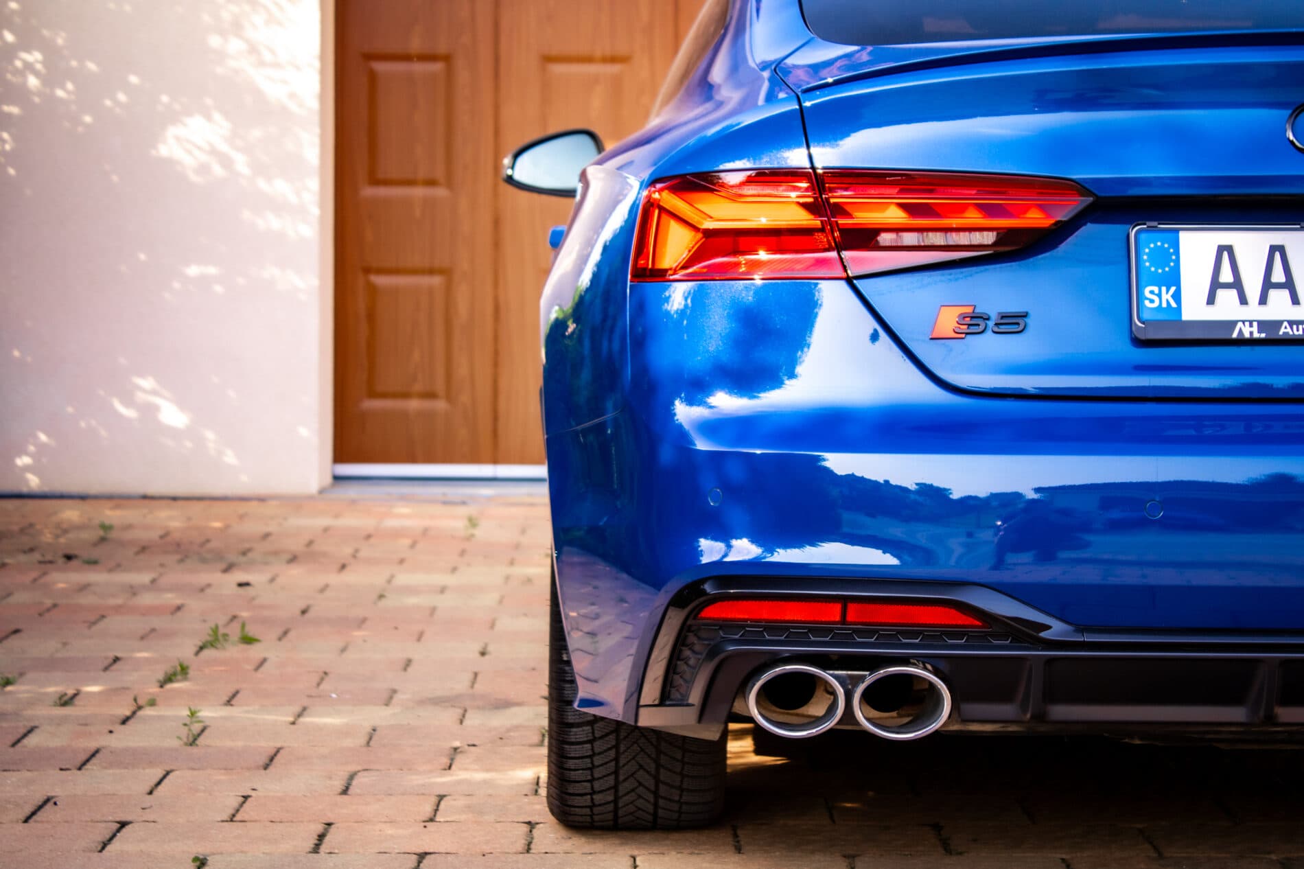 2023 AUDI S5, modrá hatchback, 22 564 km