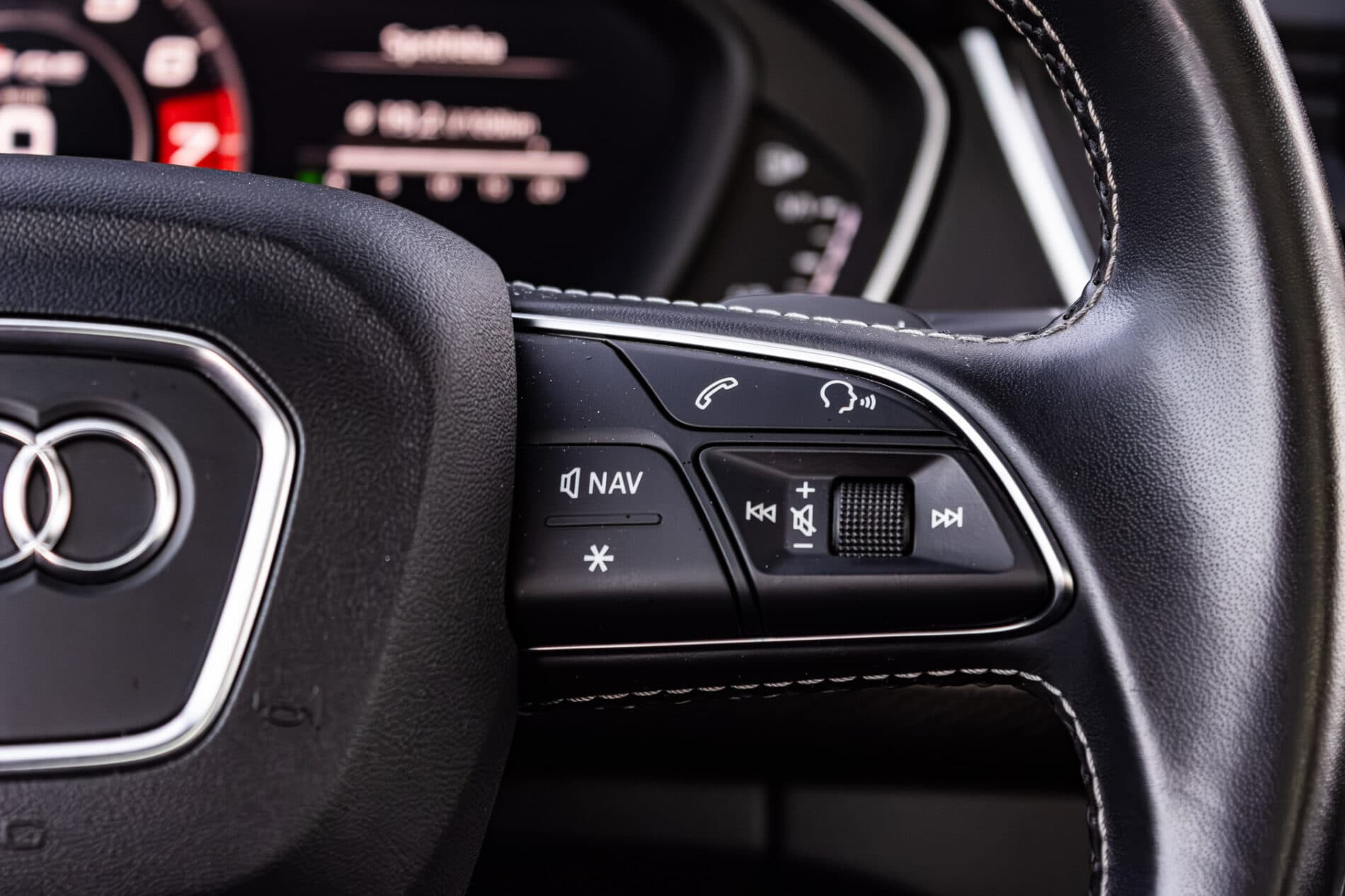 2018 AUDI S5, černá suv, 194 529 km