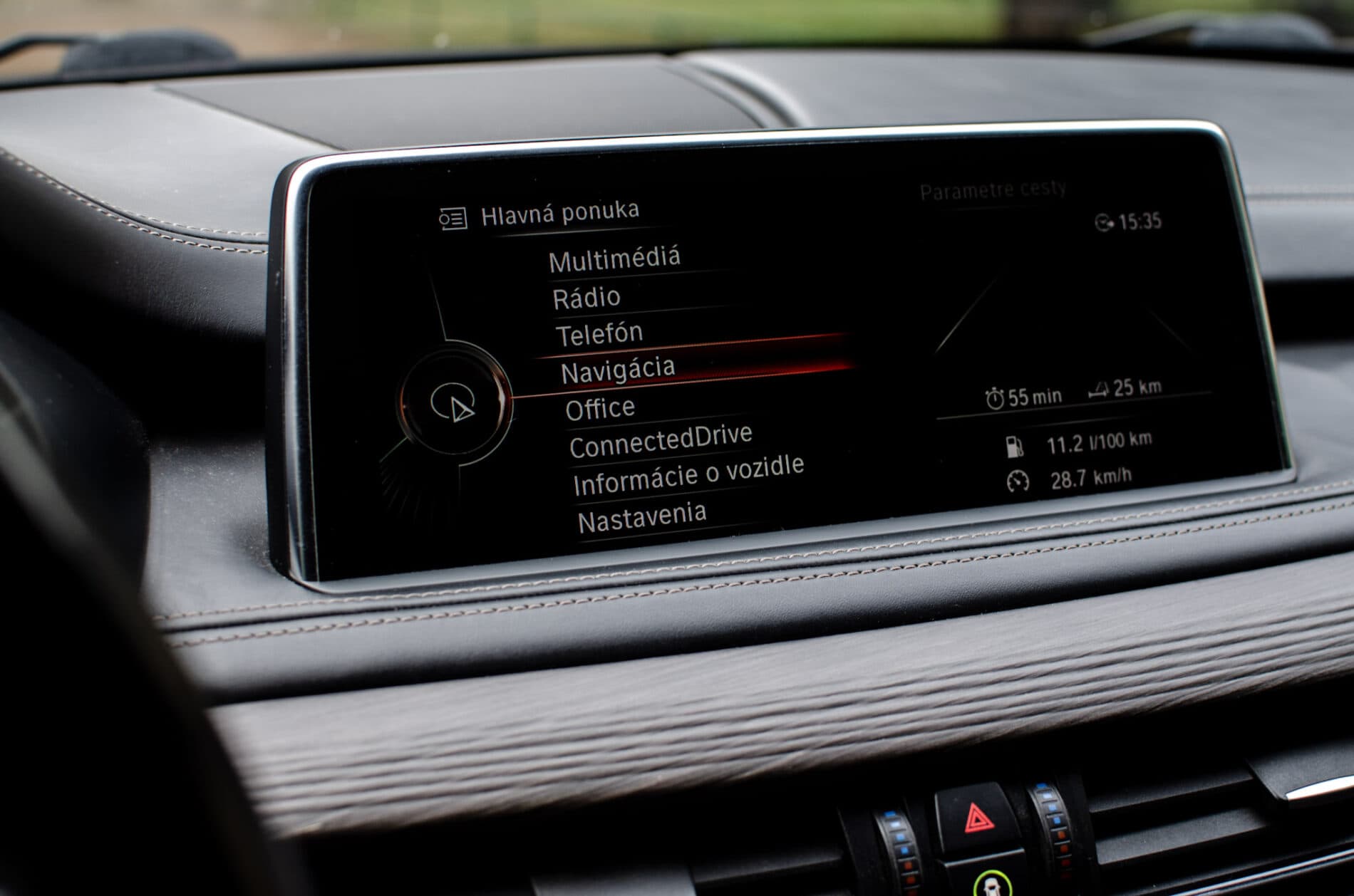 2014 BMW X5 M50d, šedá suv, 219 746 km