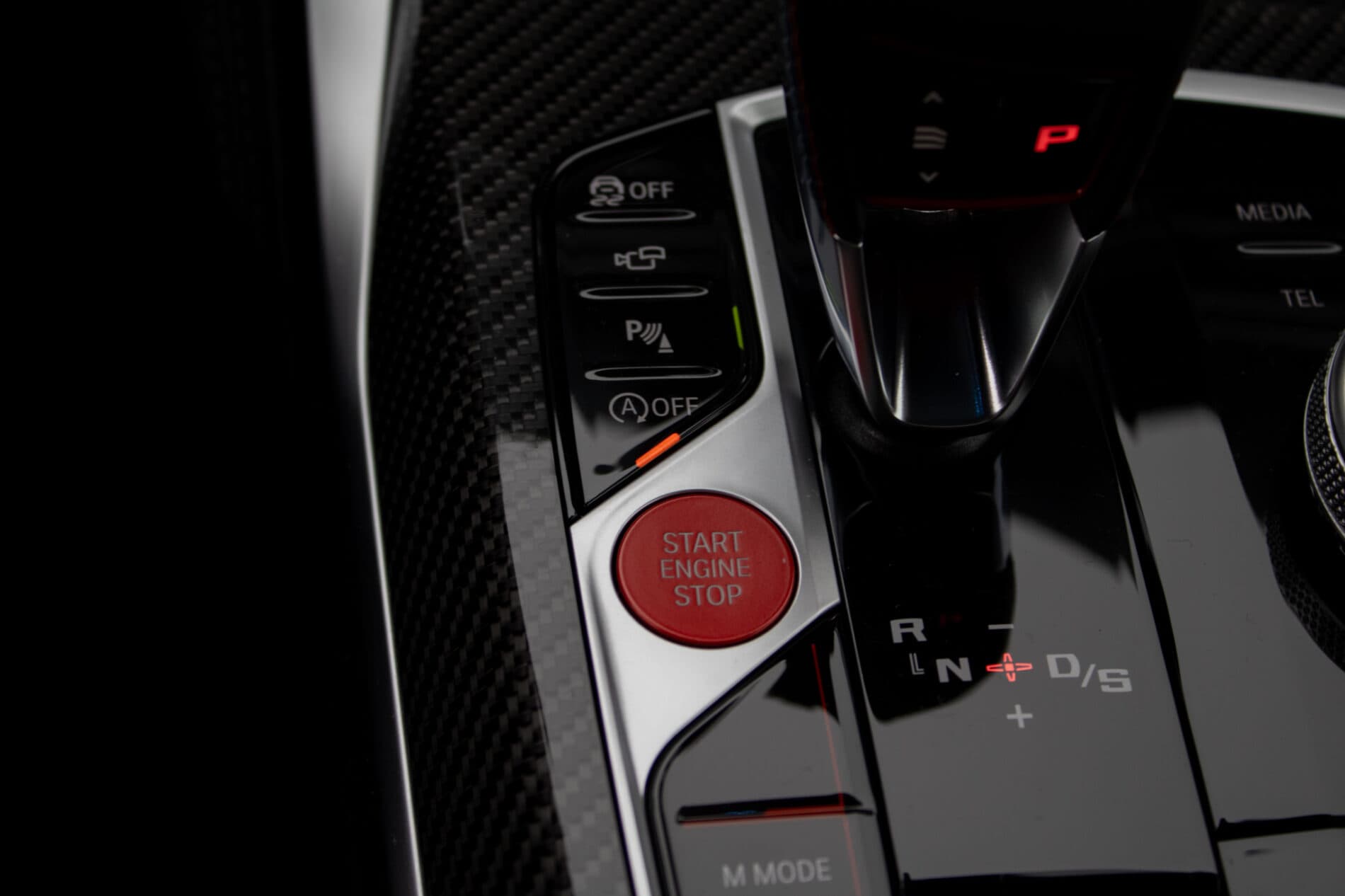 2023 BMW M4, šedá kupé, 9 194 km