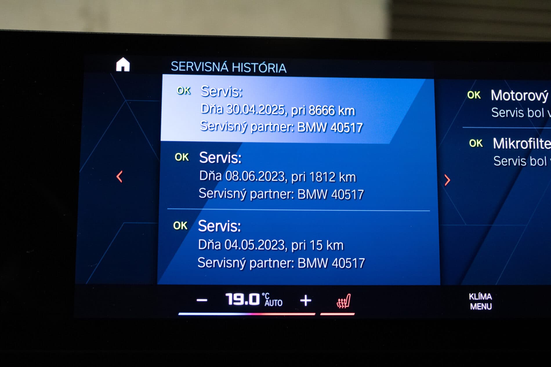 2023 BMW M4, šedá kupé, 9 194 km