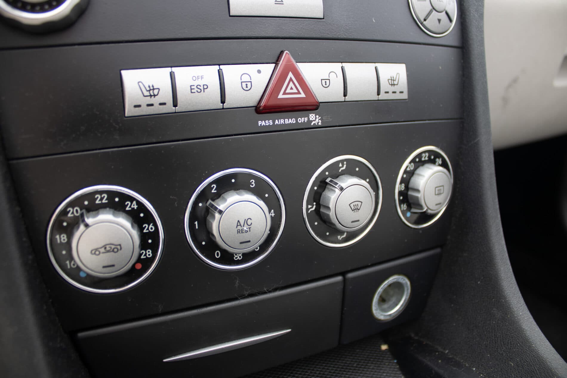 2006 Mercedes-Benz SLK 200 Komp., černá kabriolet, 97 413 km