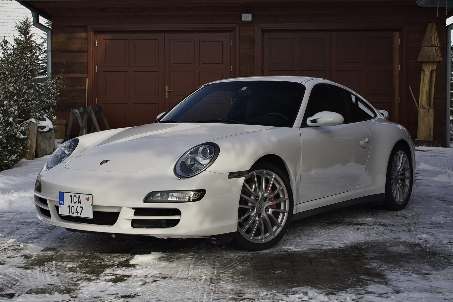2008 Porsche 997 Carrera S, bílá kupé, 83 929 km