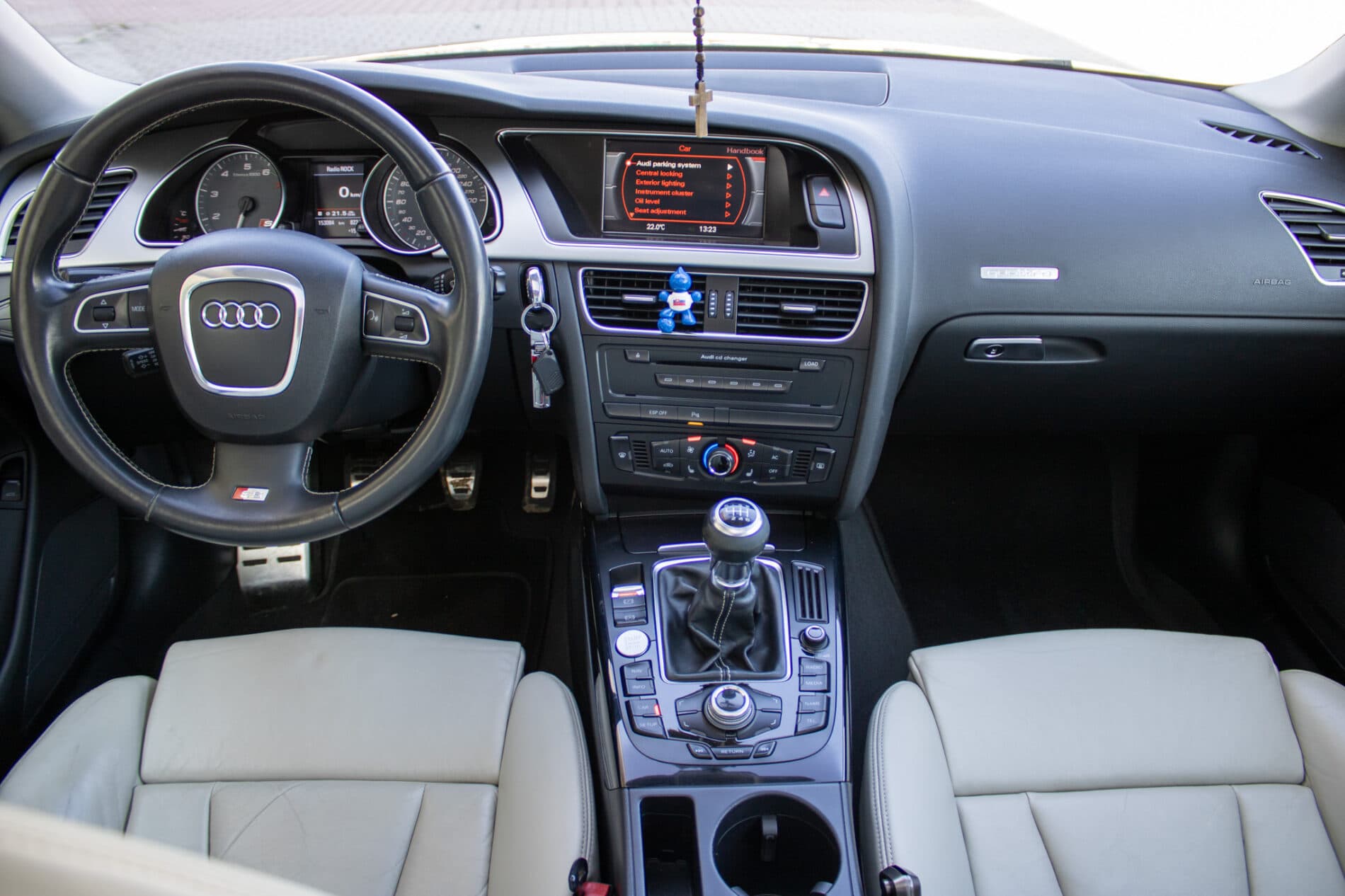 2008 AUDI S5, šedá kupé, 153 084 km