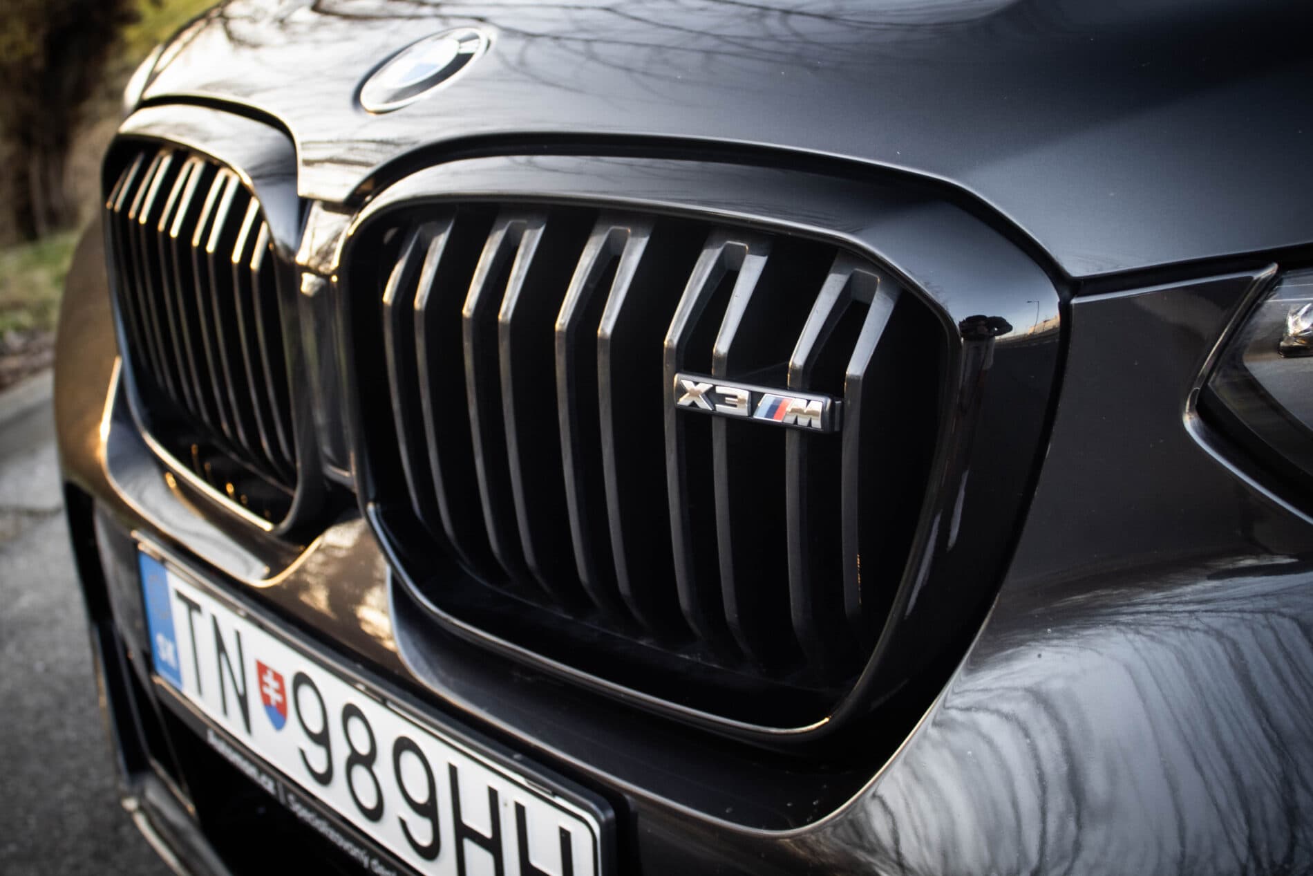 2022 BMW X3 M, šedá suv, 64 066 km