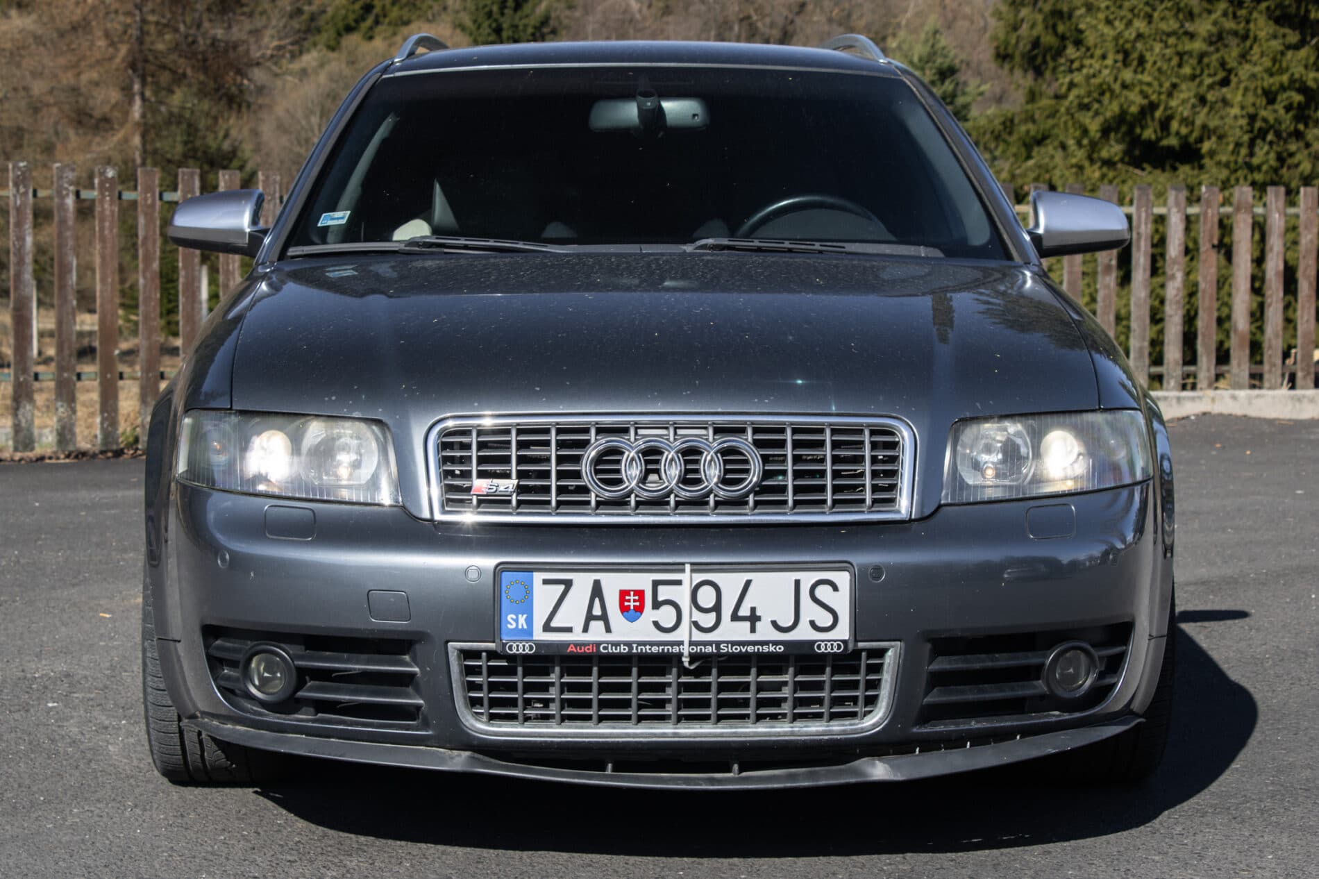 2004 AUDI S4, šedá kombi, 234 814 km
