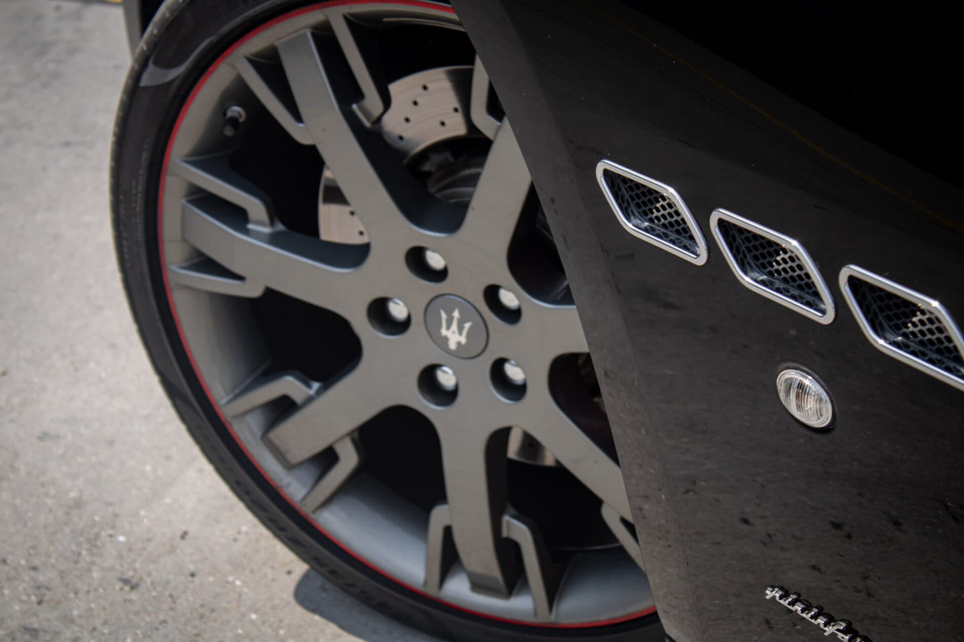 2008 Maserati GranTurismo, černá kupé, 51 007 km