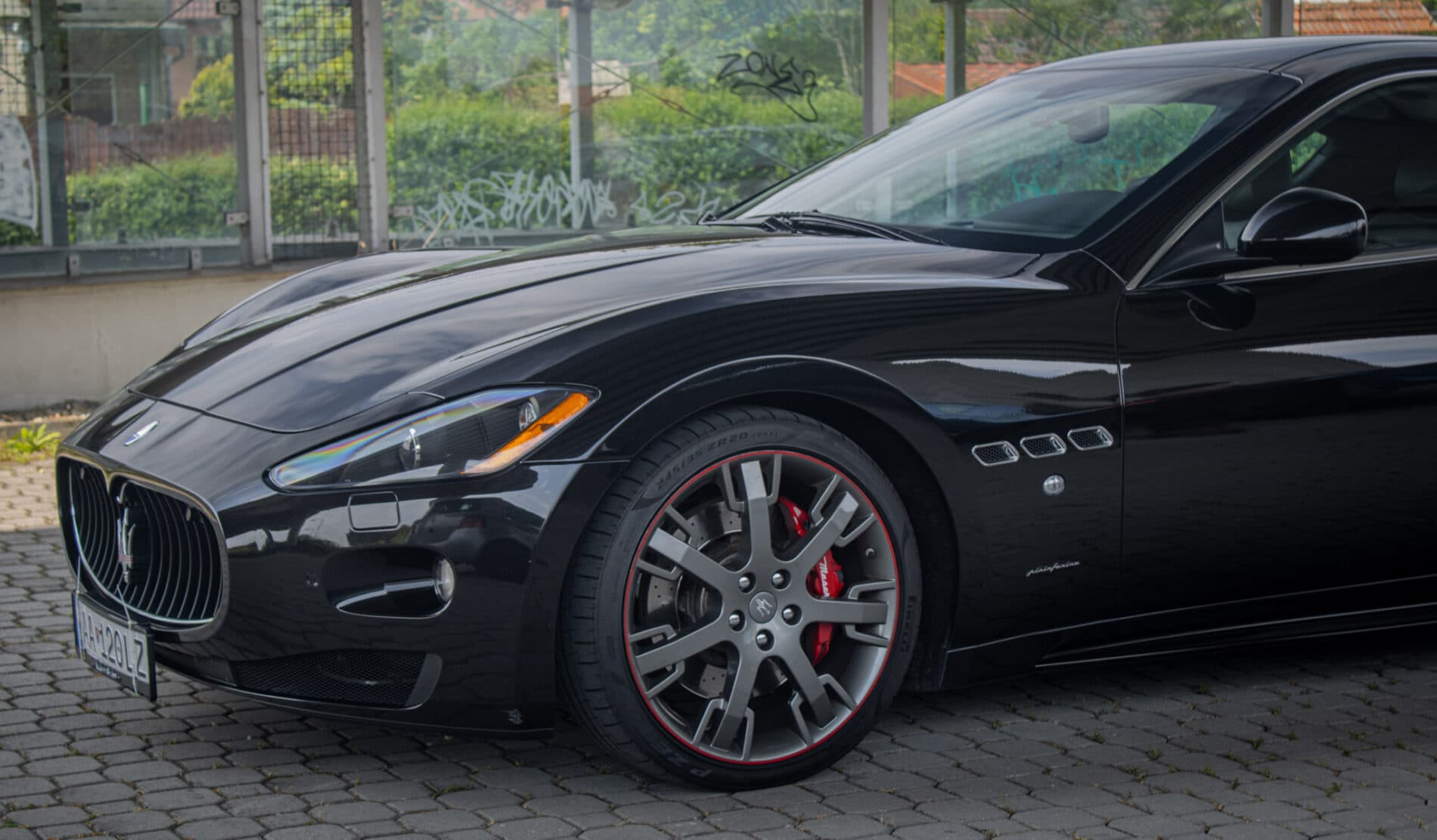 2008 Maserati GranTurismo, černá kupé, 51 007 km