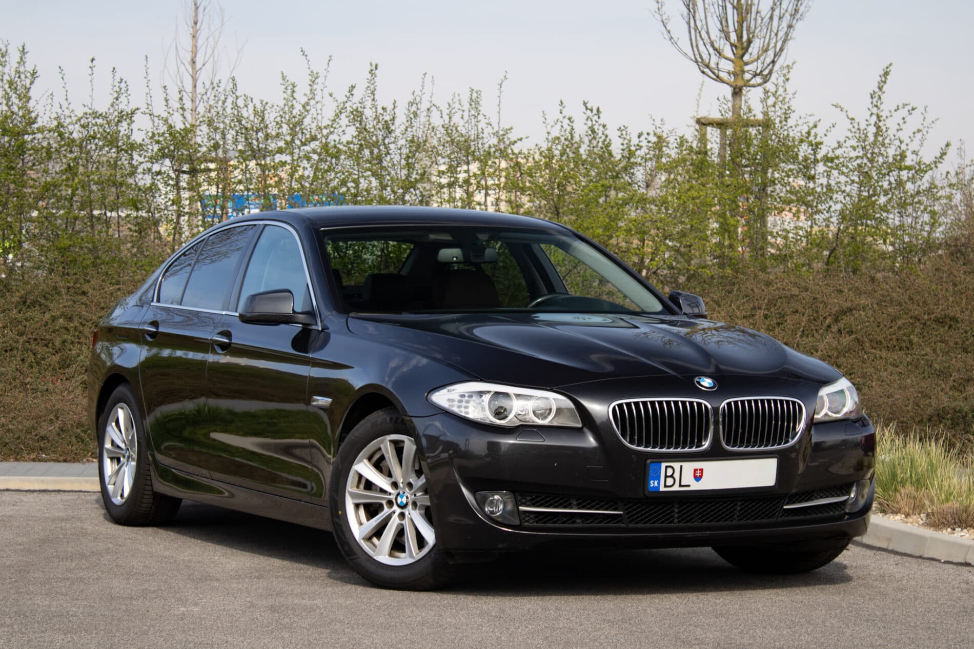 2013 BMW 528i, šedá sedan, 171 821 km