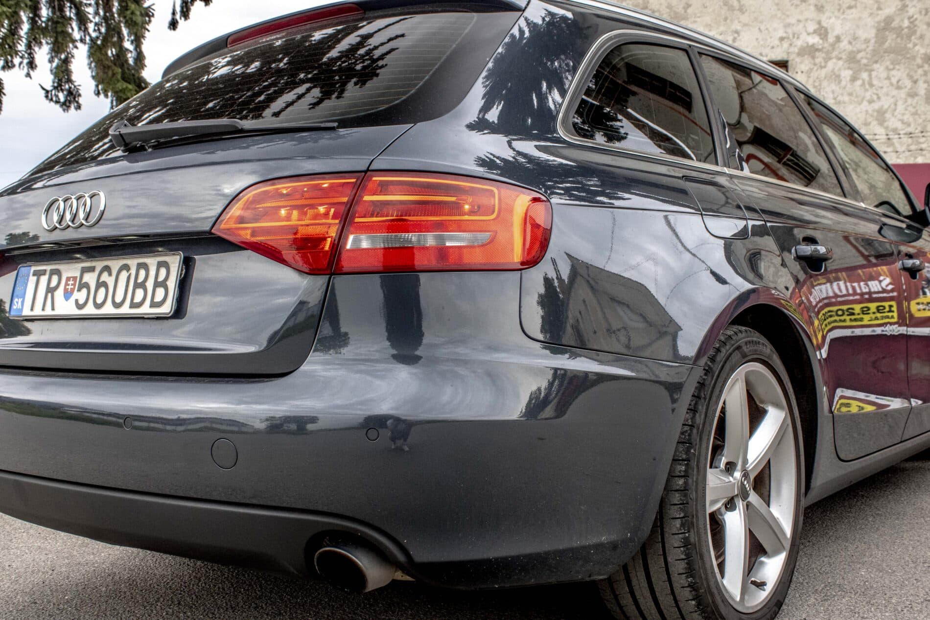 2009 AUDI A4, šedá kombi, 385 605 km