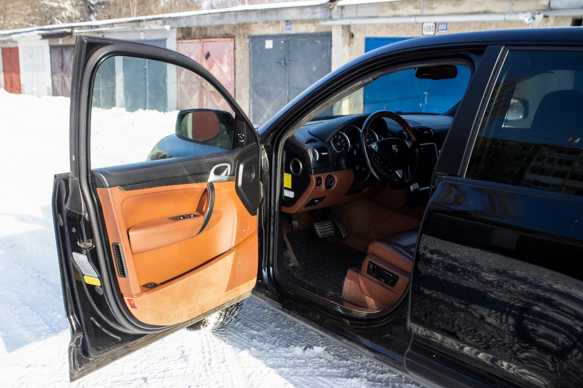 2009 Porsche Cayenne Turbo, černá suv, 153 062 km